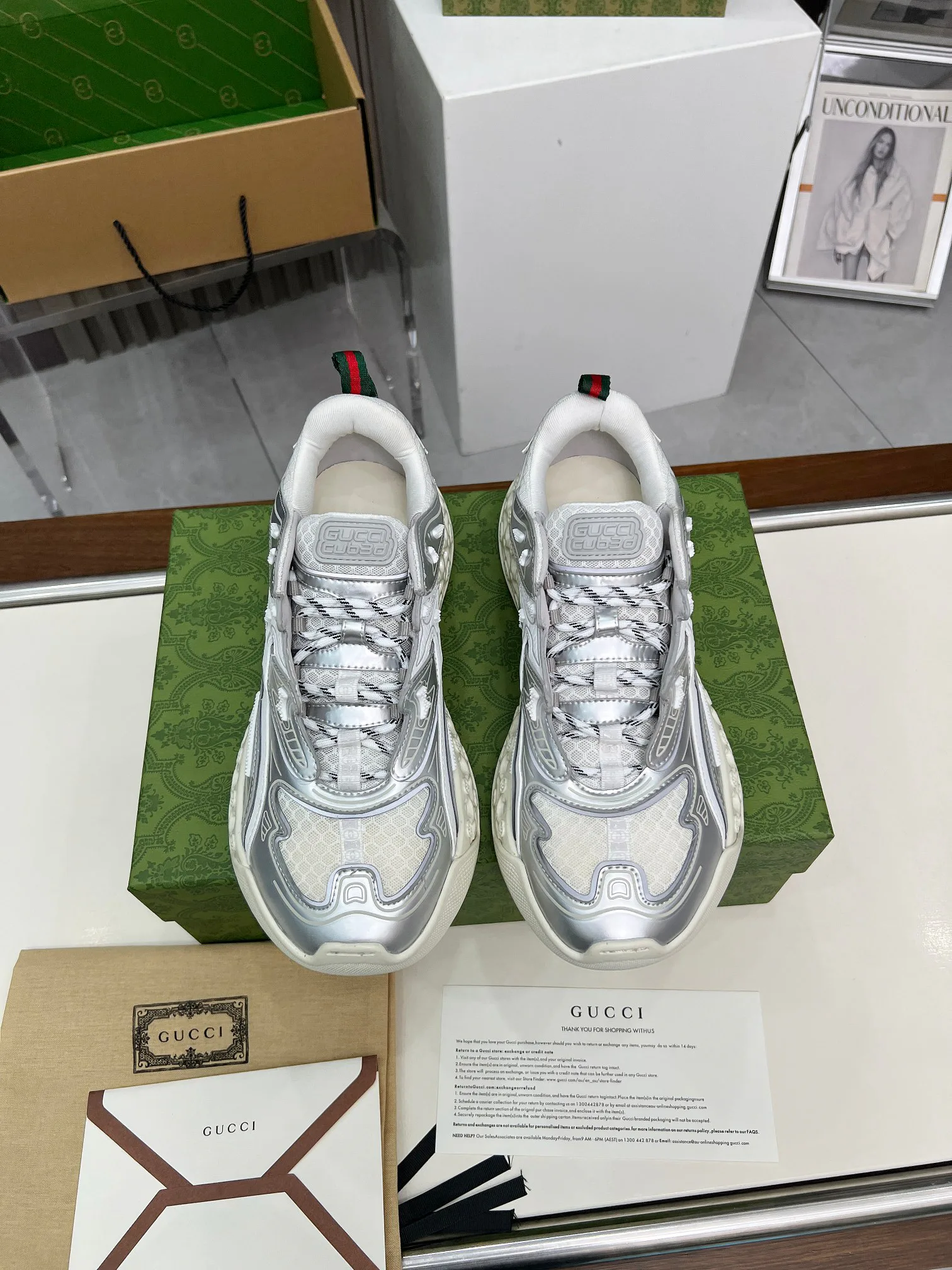 Кроссовки Женские Gucci 17620391