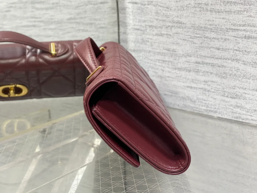 Клатчи Женские Christian Dior 11412683