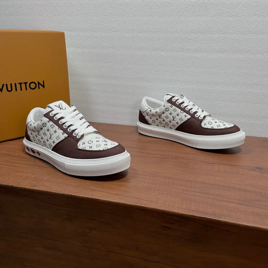 Кроссовки Мужские Louis Vuitton 18296787