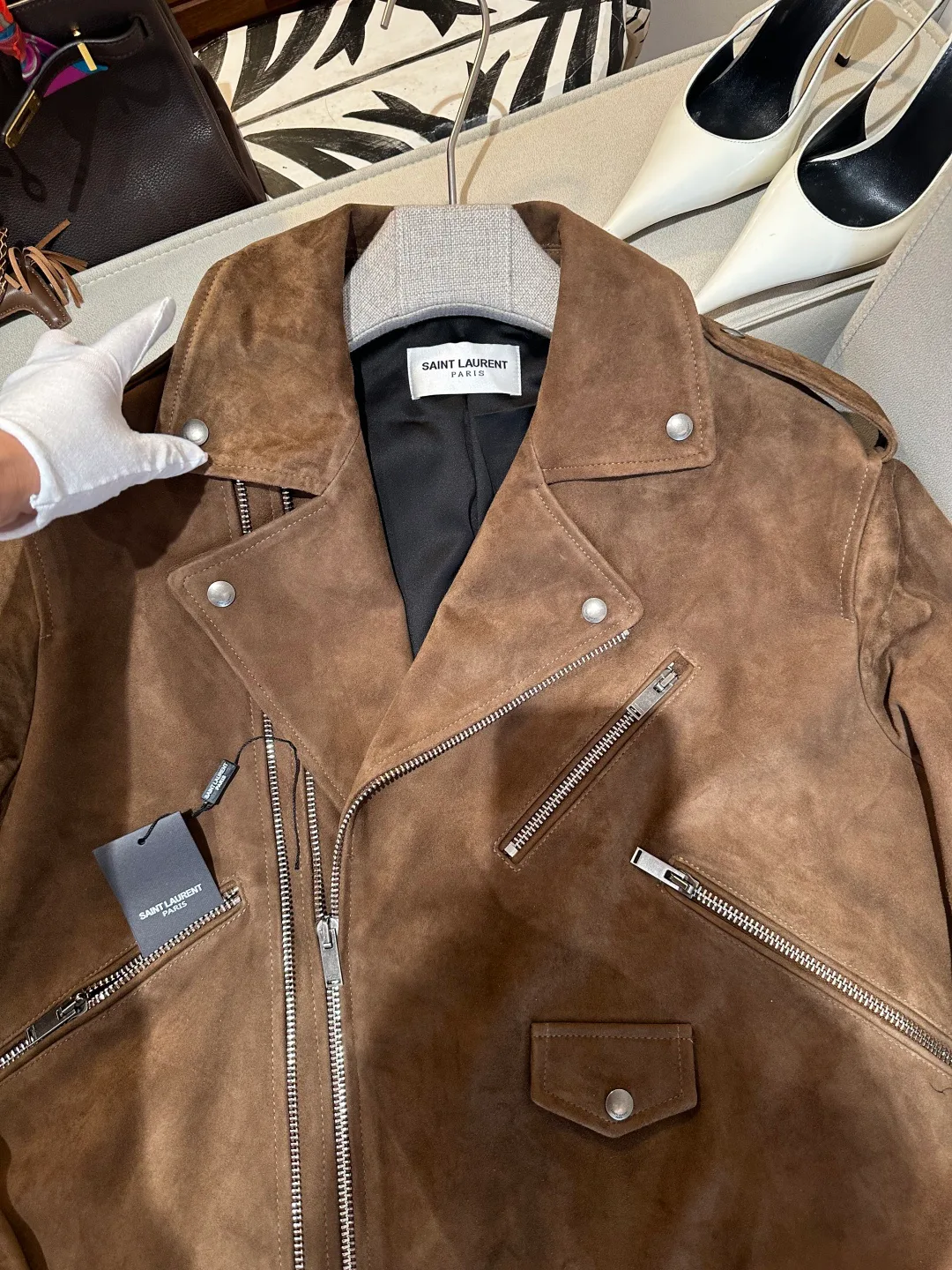 Кожаные Куртки И Дублёнки Женские Saint Laurent 18637913