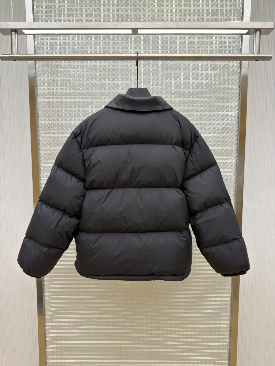 Куртки И Пуховики Женские Miu Miu 18612880
