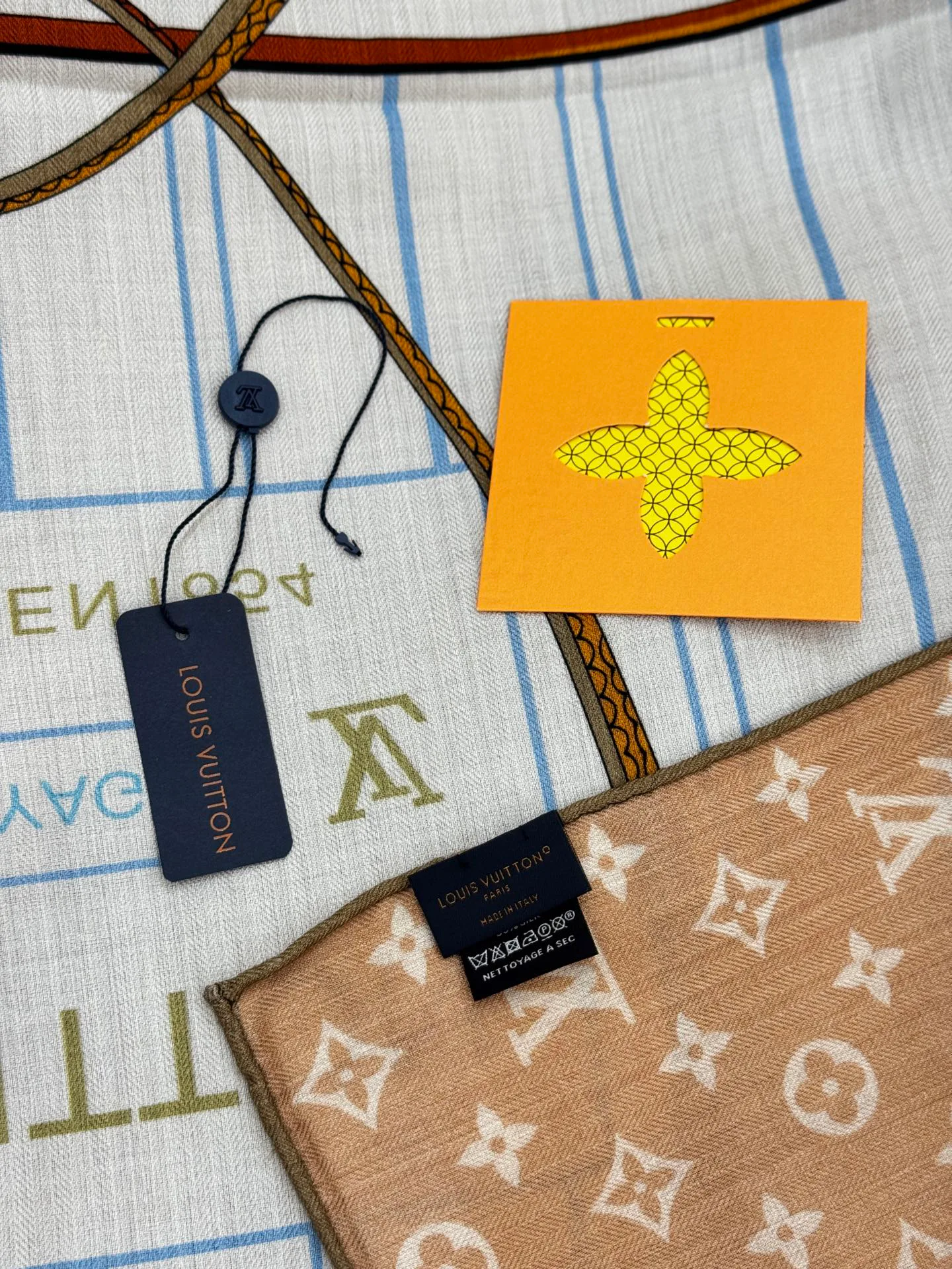 Шарфы Louis Vuitton 218423