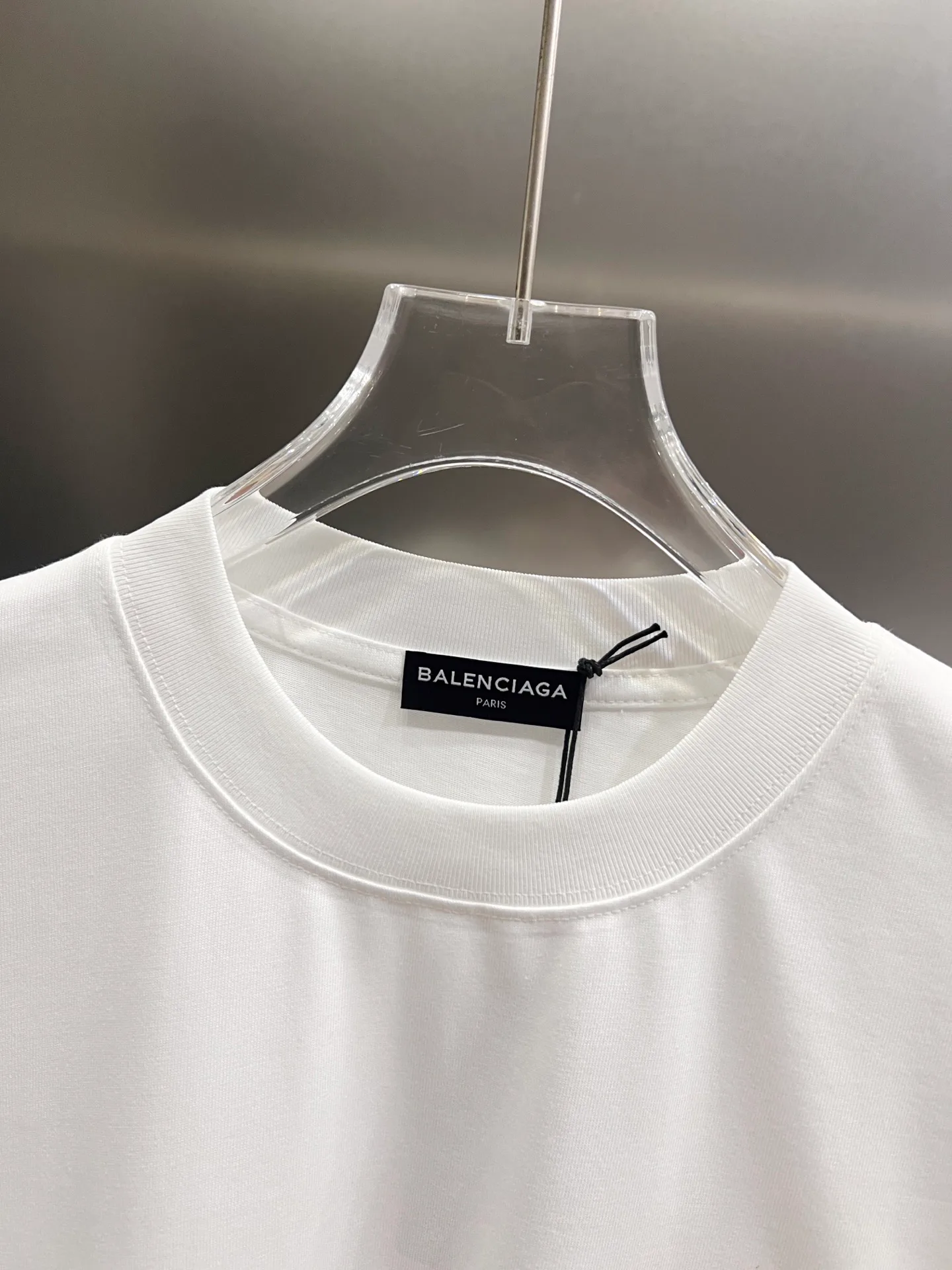 Футболки Женские Balenciaga 12698171