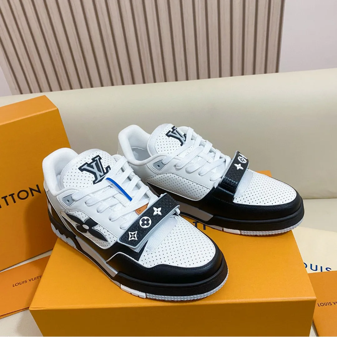Кроссовки Женские Louis Vuitton 2652615