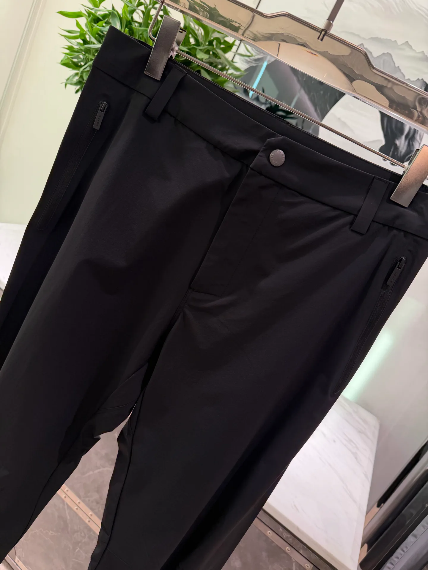 Брюки Мужские Prada 10507361