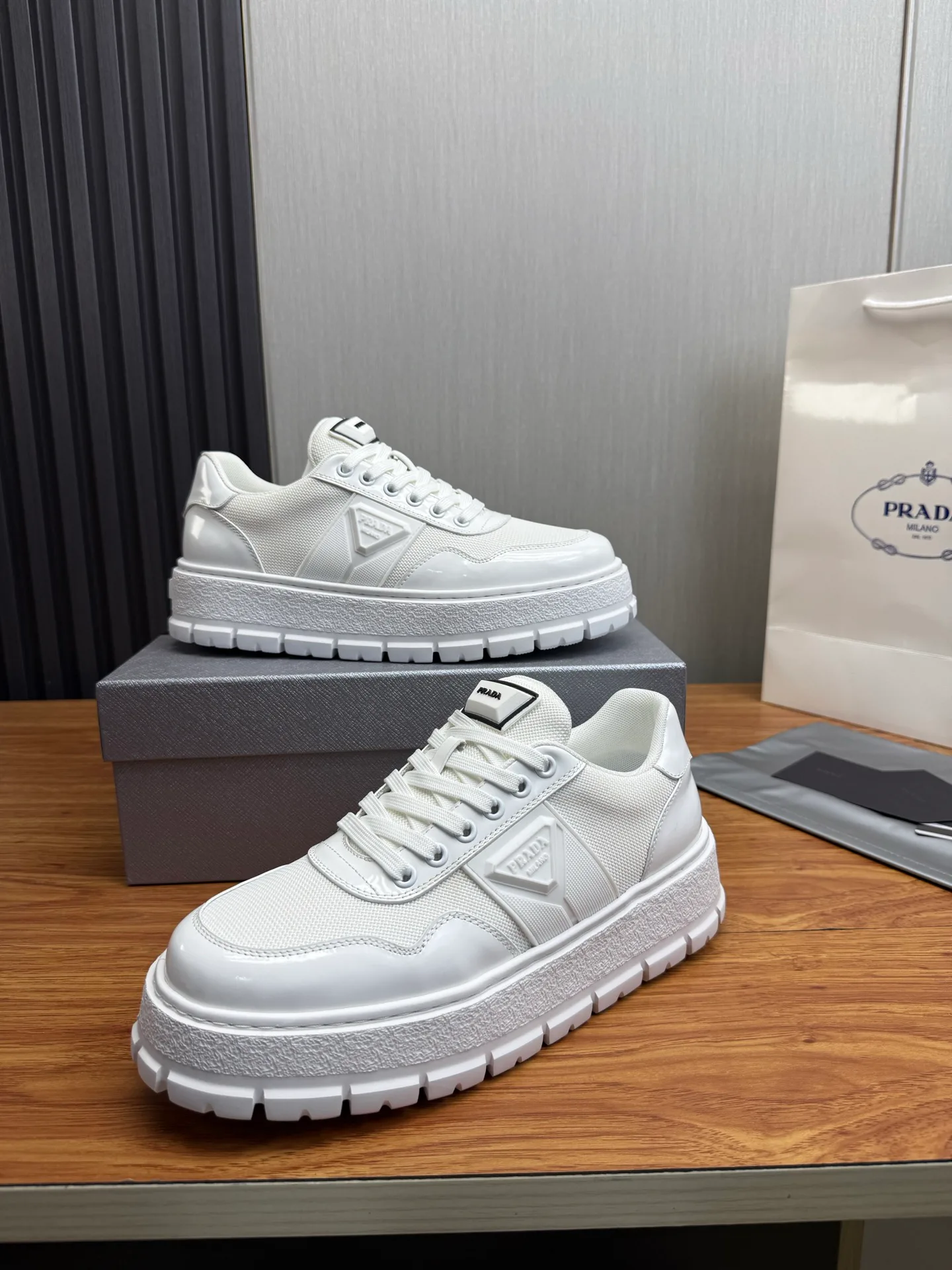 Лоферы И Туфли Мужские Prada 13537379