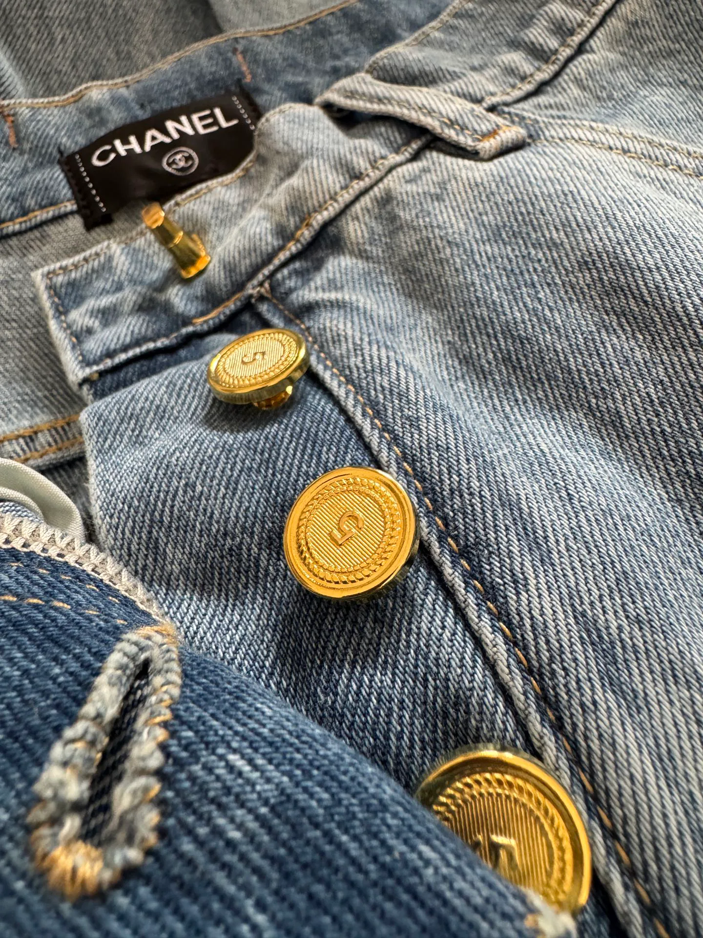 Джинсы Женские Chanel 17953956