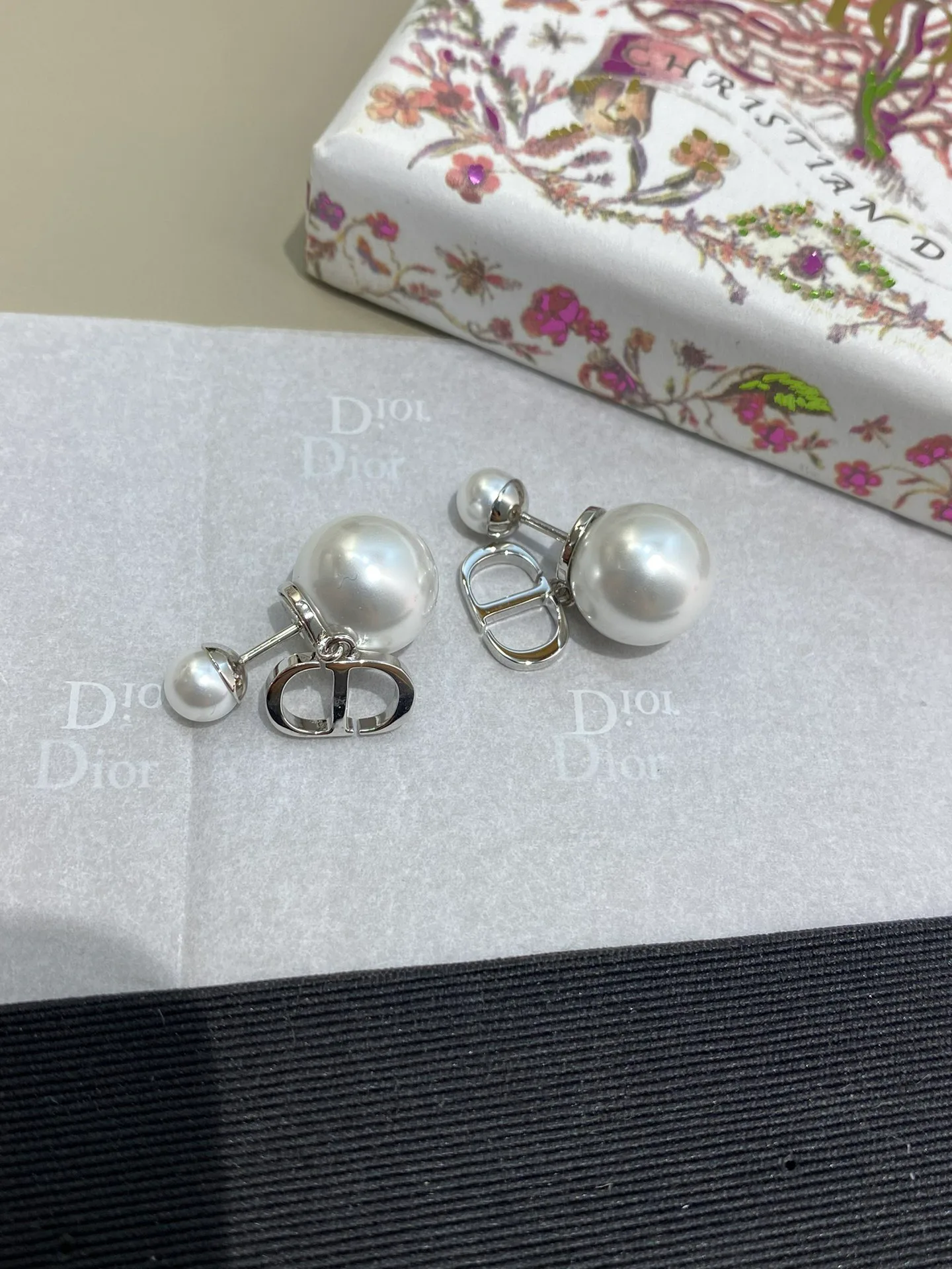 Бижутерия Christian Dior 18656359