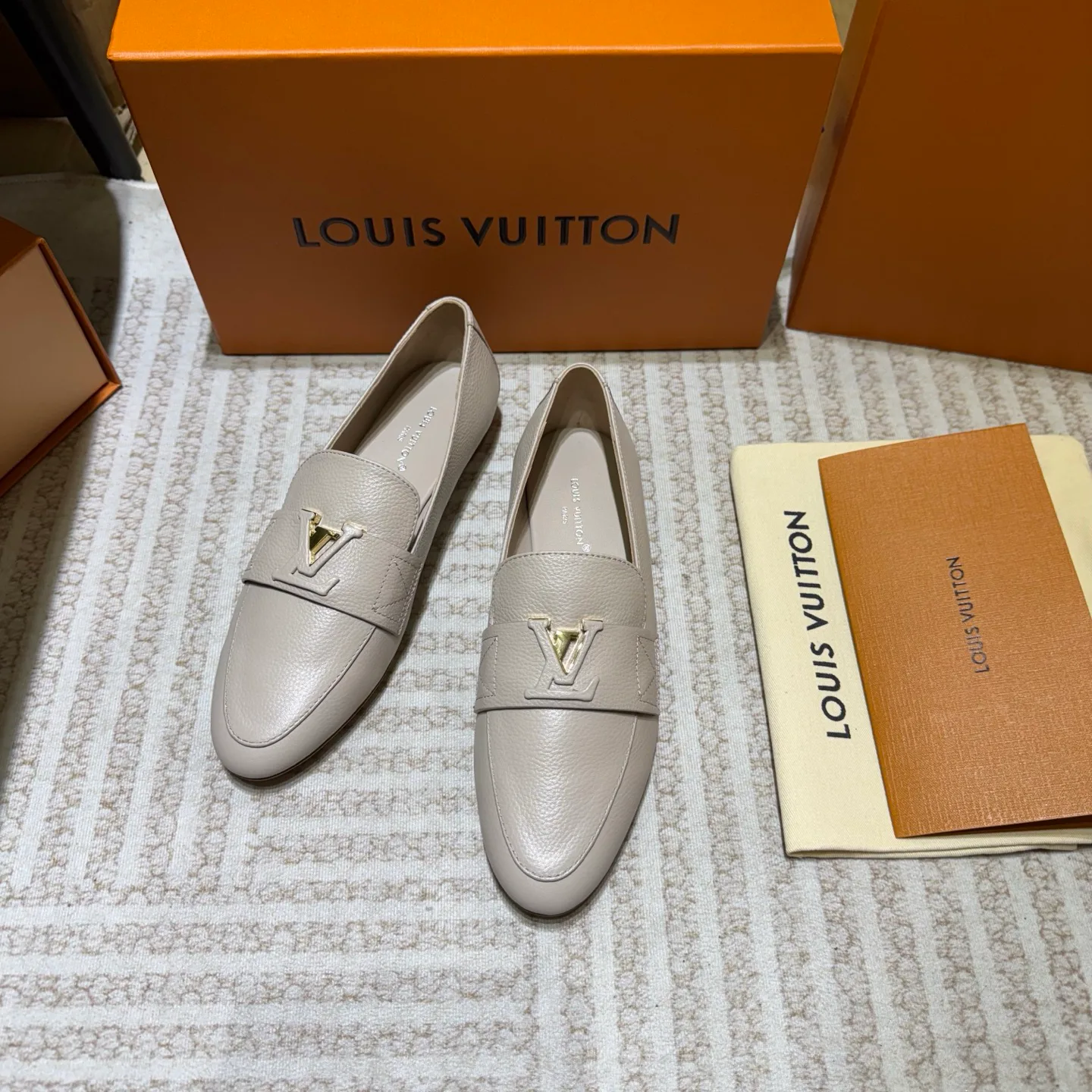 Лоферы Женские Louis Vuitton 249013