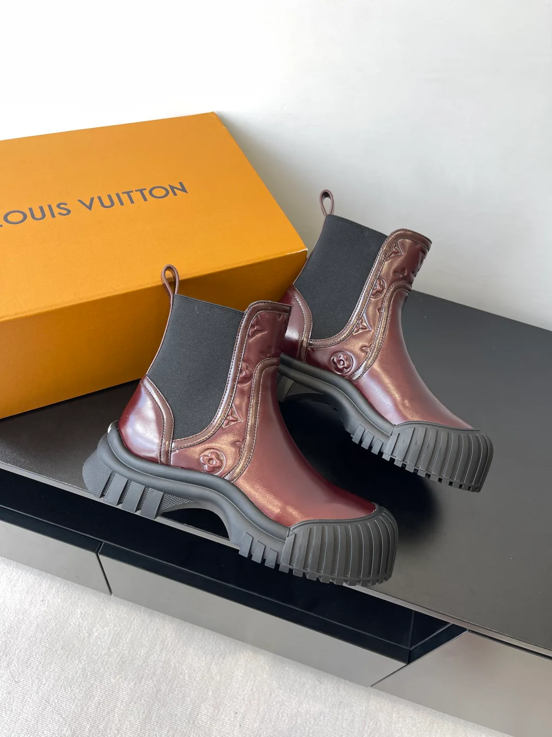 Ботинки Женские Louis Vuitton 529806