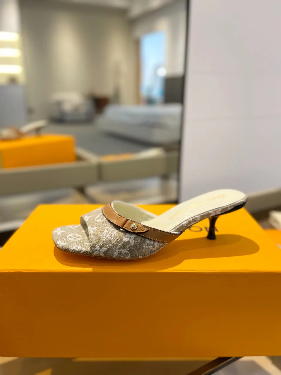 Босоножки Женские Louis Vuitton 9865415