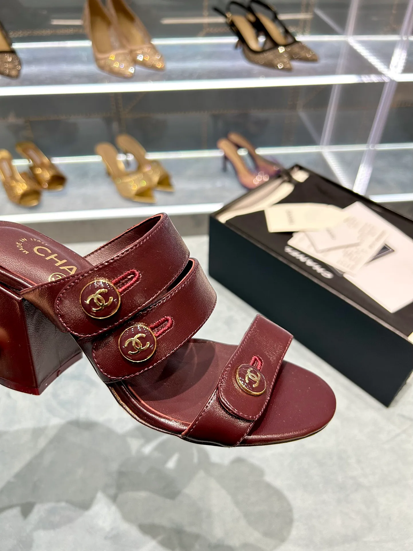 Босоножки Женские Chanel 10245363