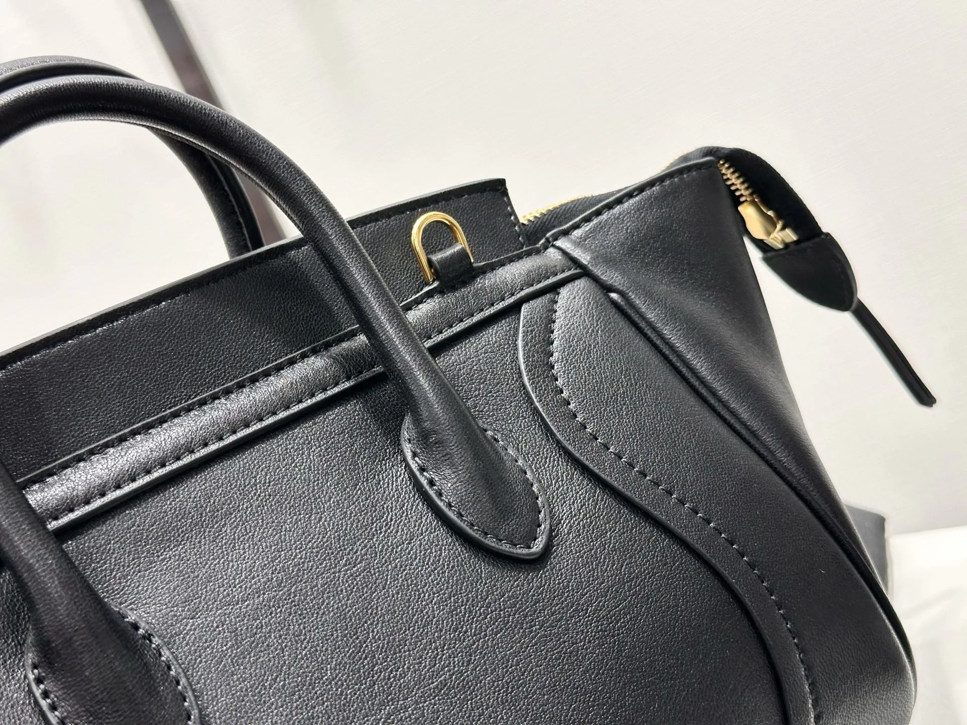 Классические Сумки Женские Celine 18210838
