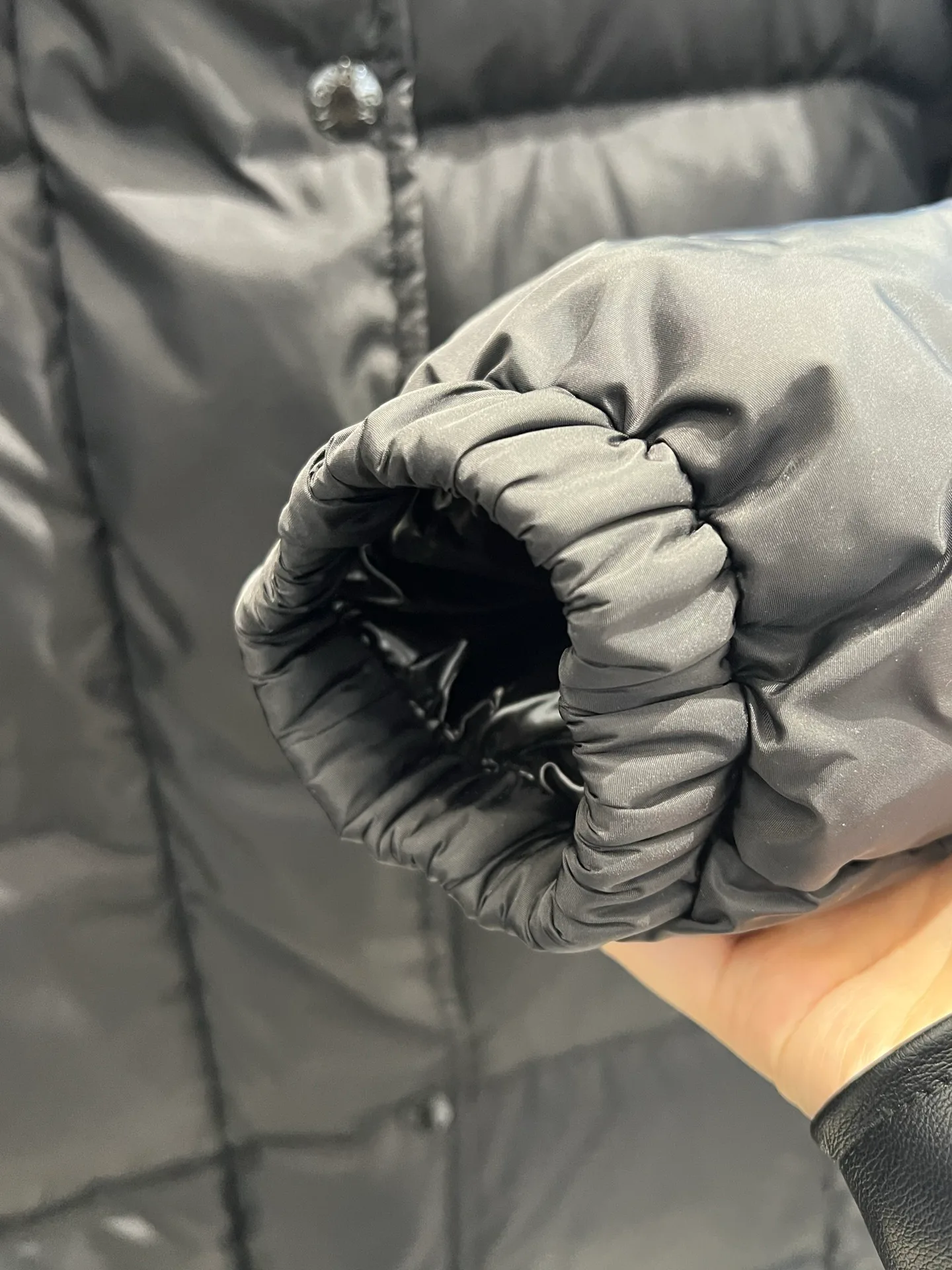 Куртки И Пуховики Женские Moncler 18723416