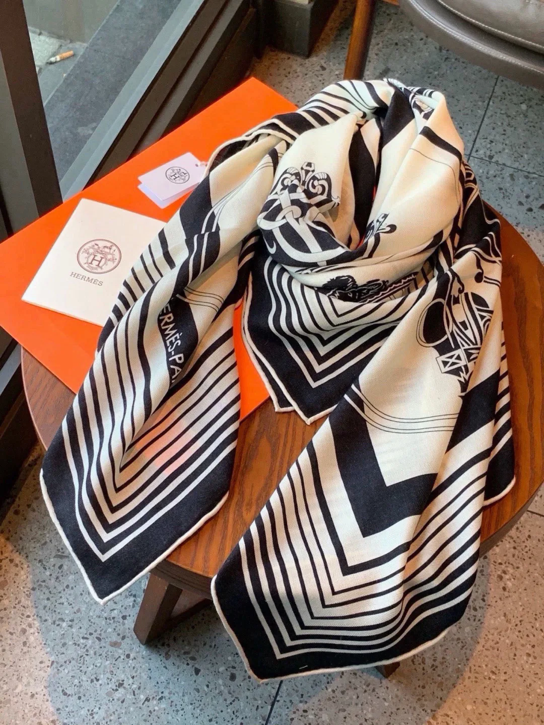 Платки Hermes 18675702