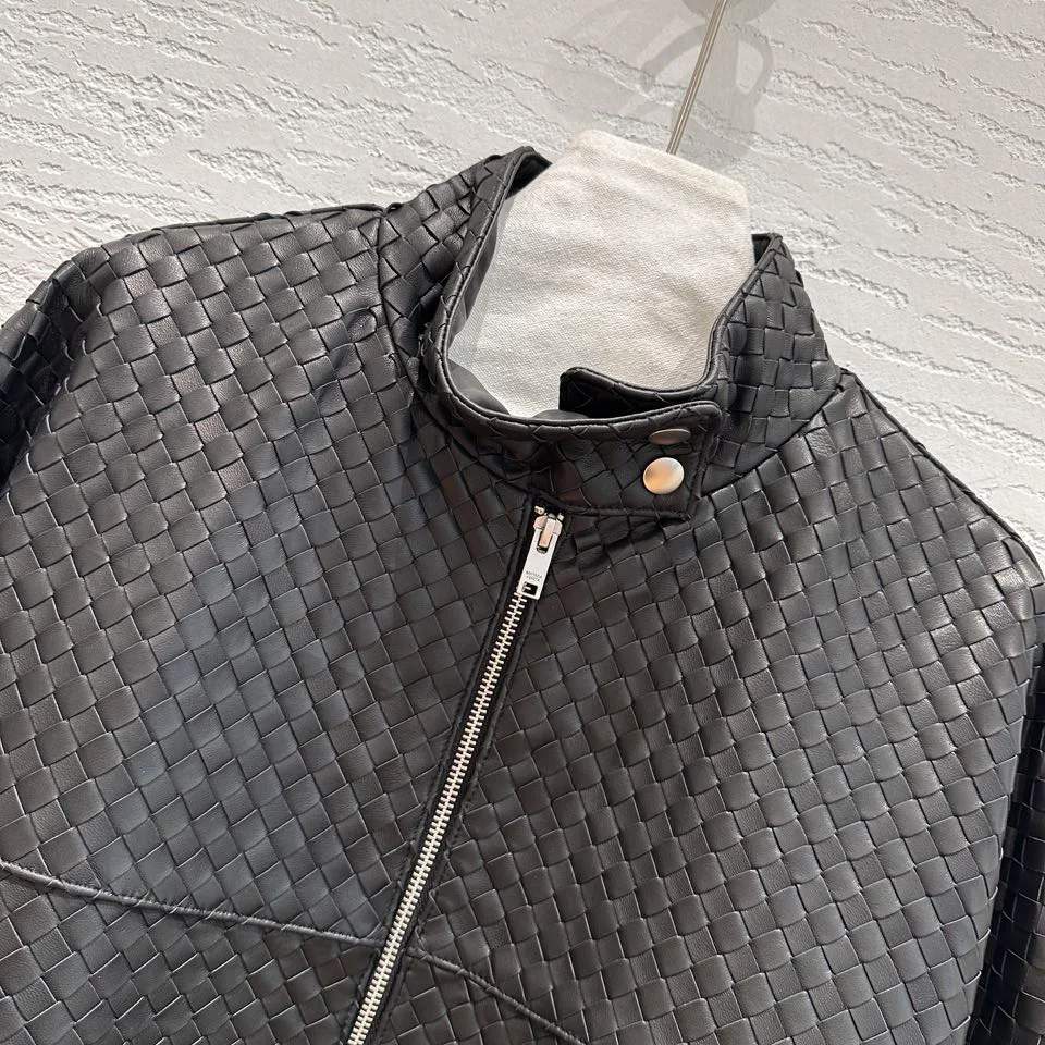 Кожаные Куртки И Дублёнки Женские Bottega Veneta 19056905