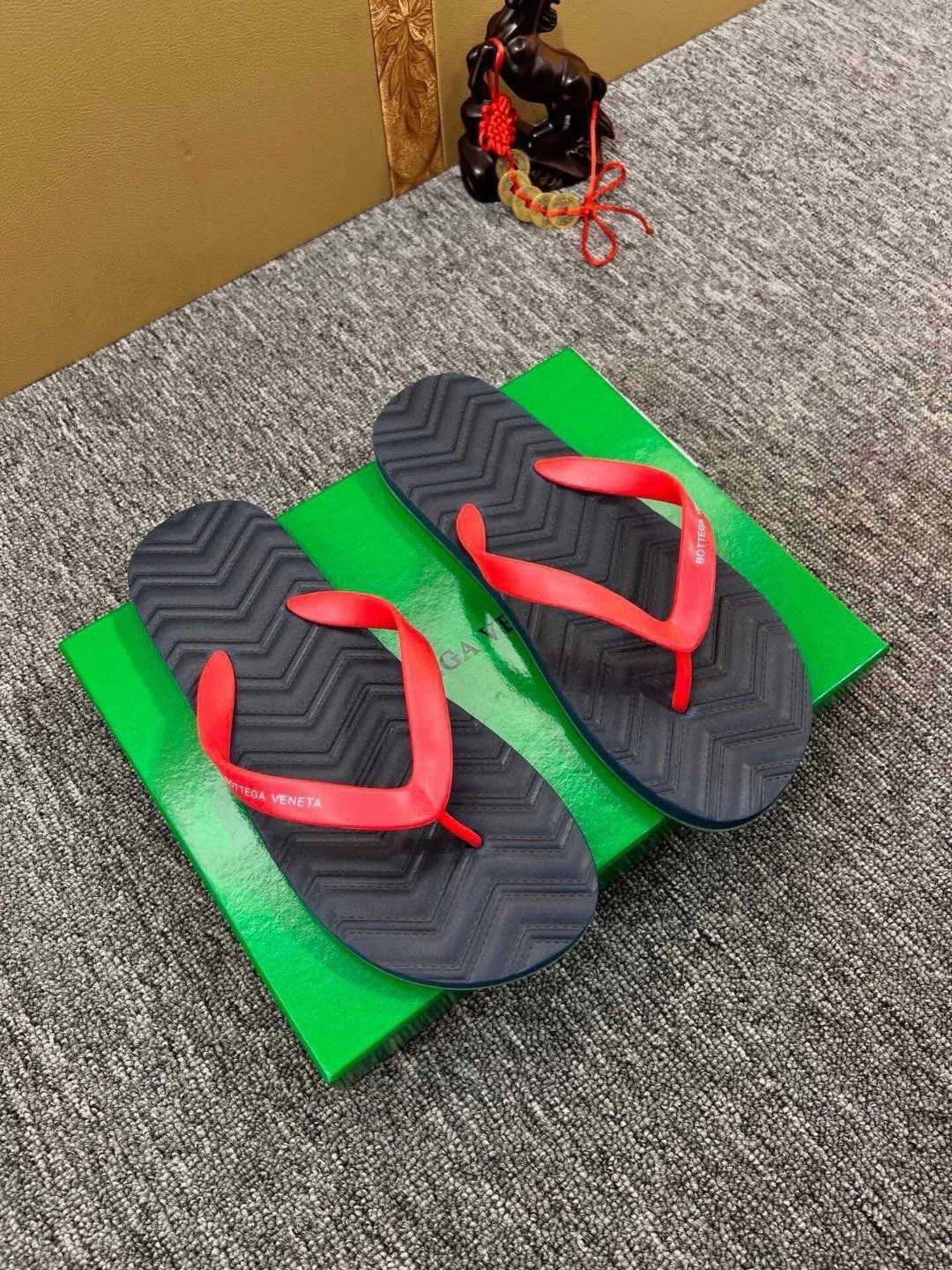 Шлепанцы Мужские Bottega Veneta 11396544