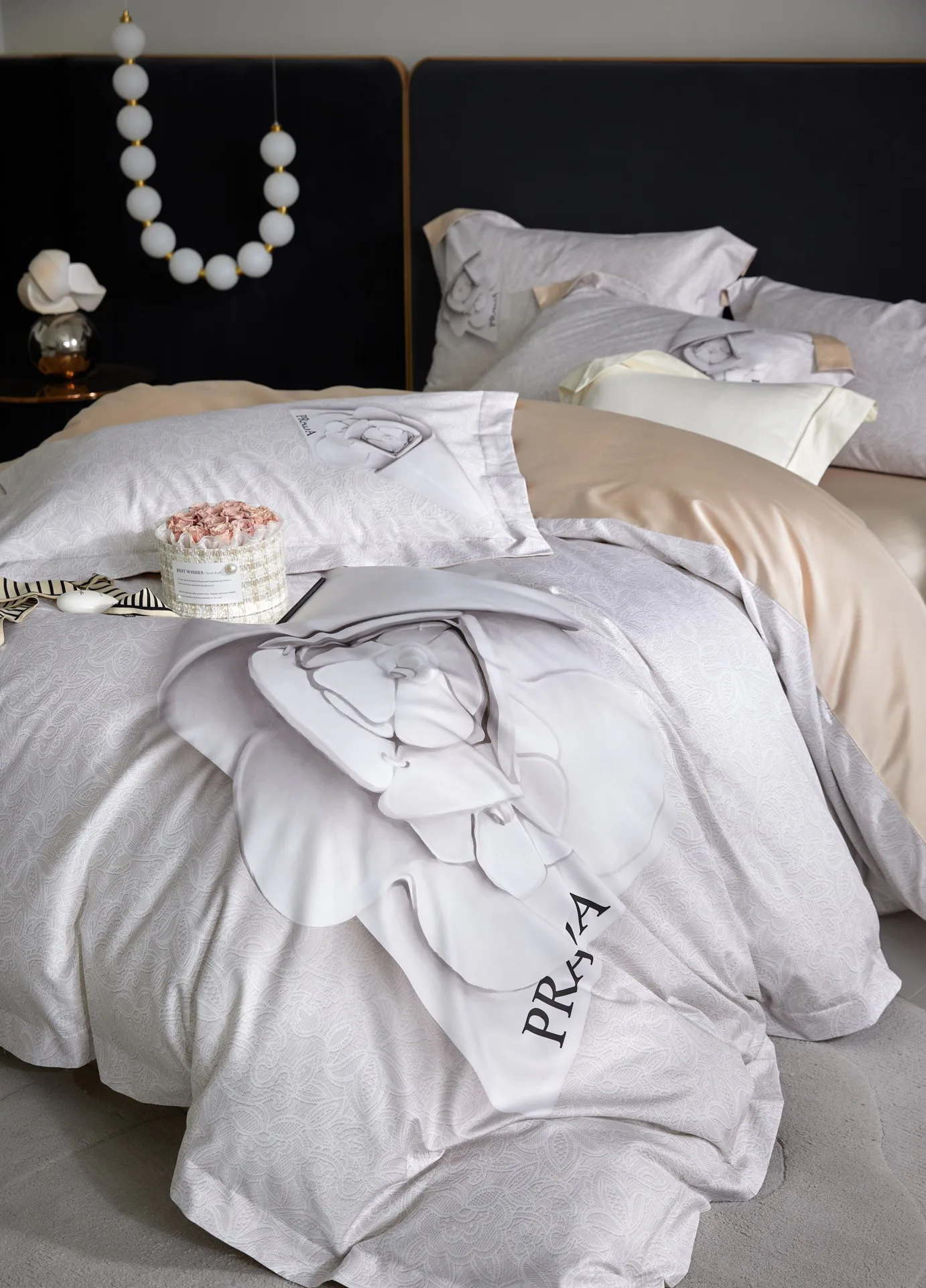 Постельное Белье Prada 18292308