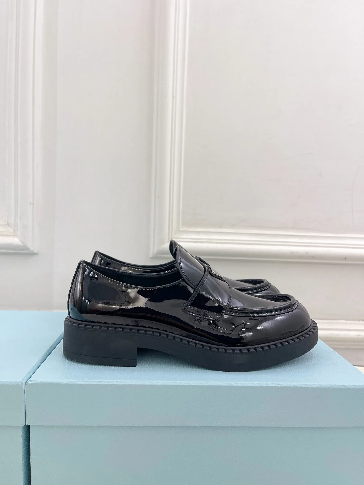 Лоферы И Мокасины Женские Prada 11404081