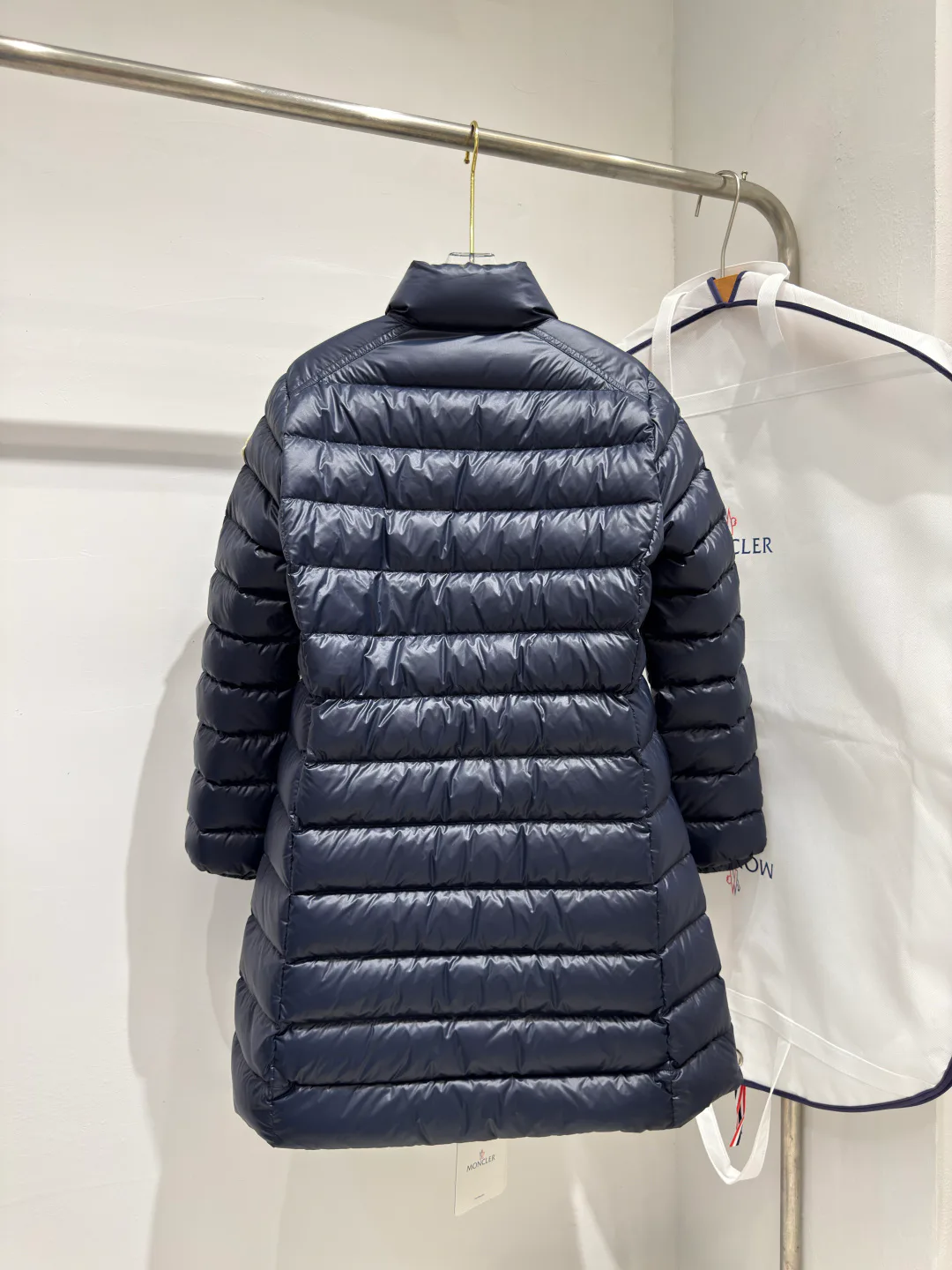 Куртки И Пуховики Женские Moncler 18690108