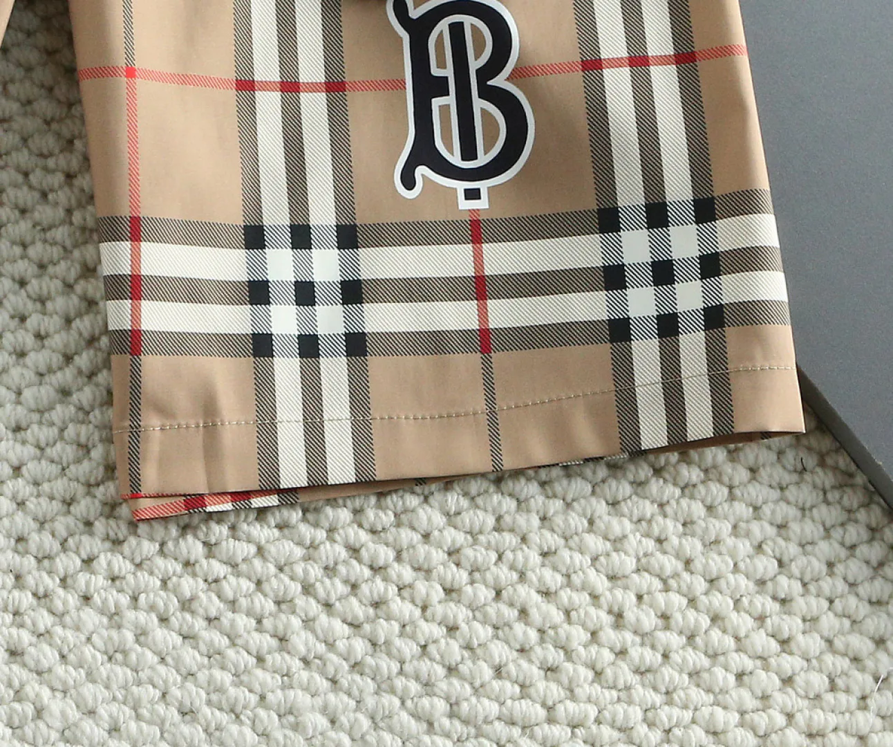 Шорты Мужские Burberry 18000494