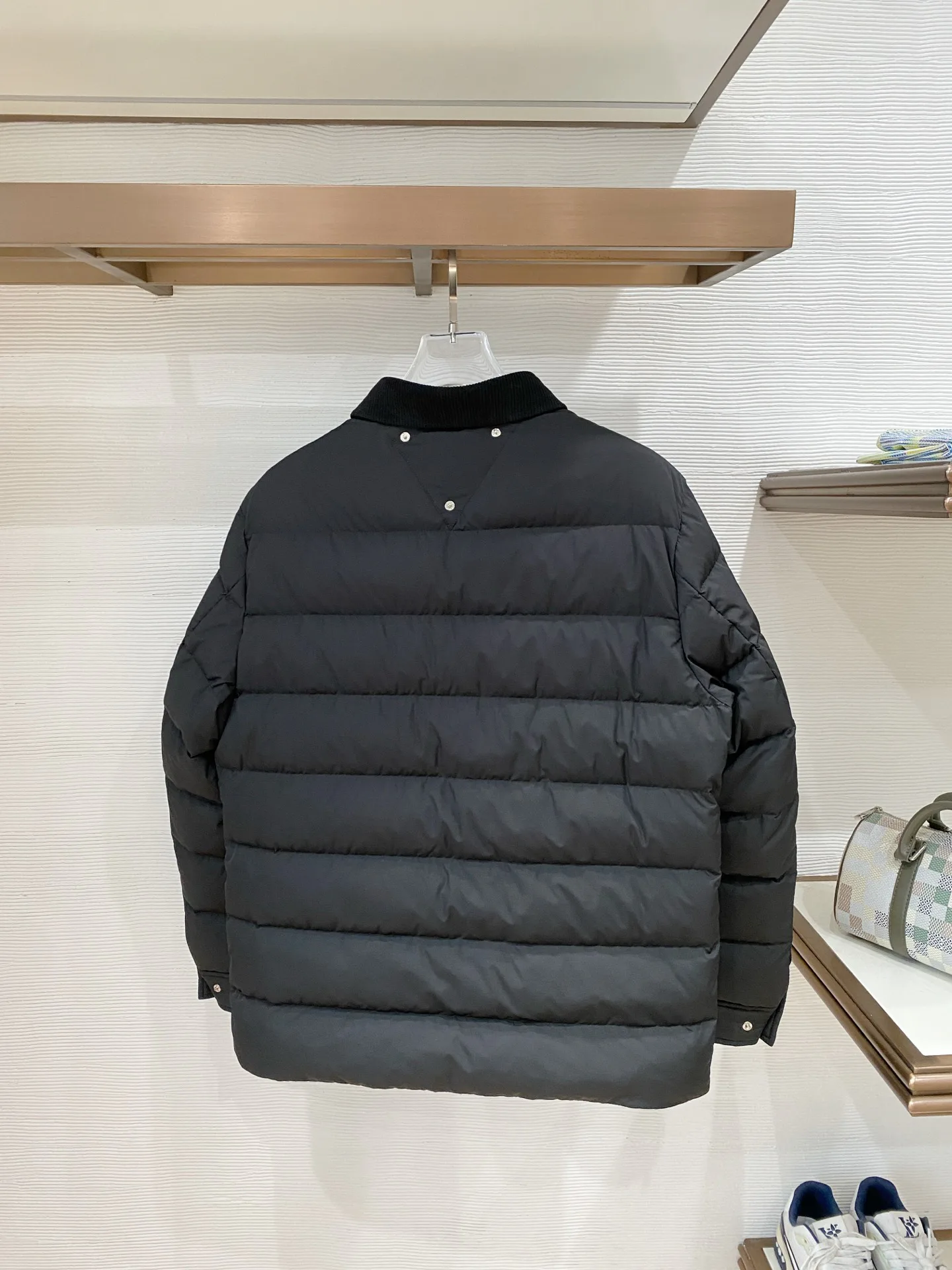 Куртки И Пуховики Мужские Prada 17941241