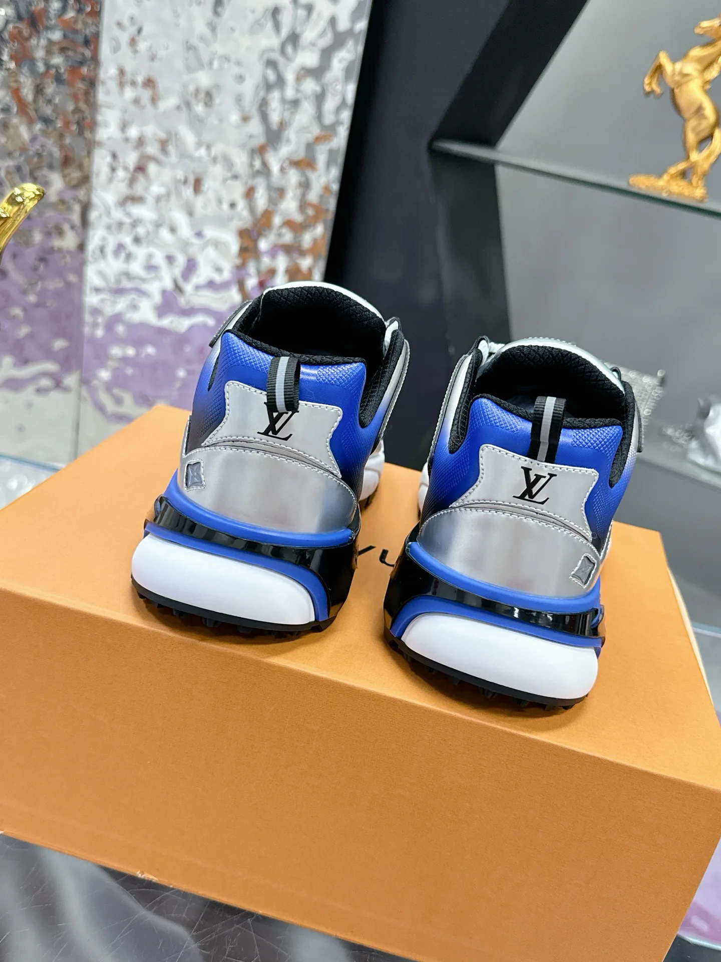 Кроссовки Мужские Louis Vuitton 841689