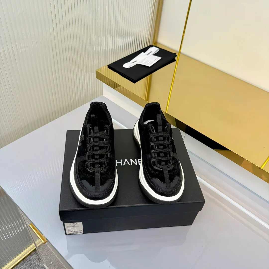 Кроссовки Женские Chanel 1268570