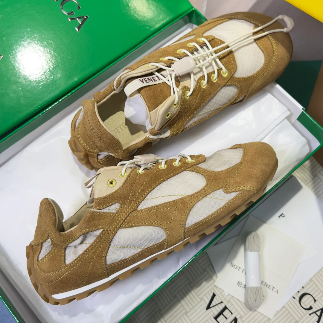 Кроссовки Женские Bottega Veneta 13300451