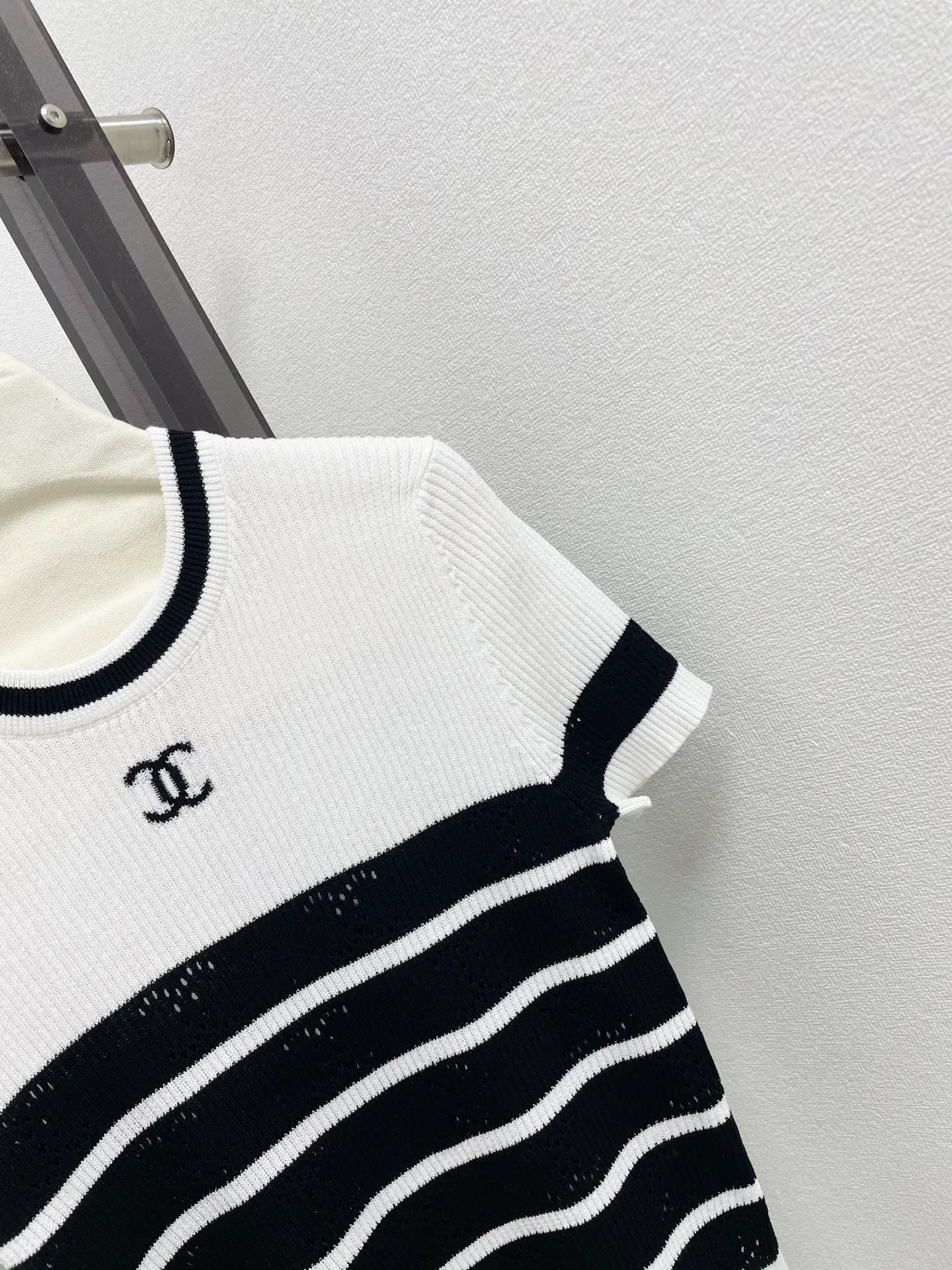 Футболки Женские Chanel 13364578