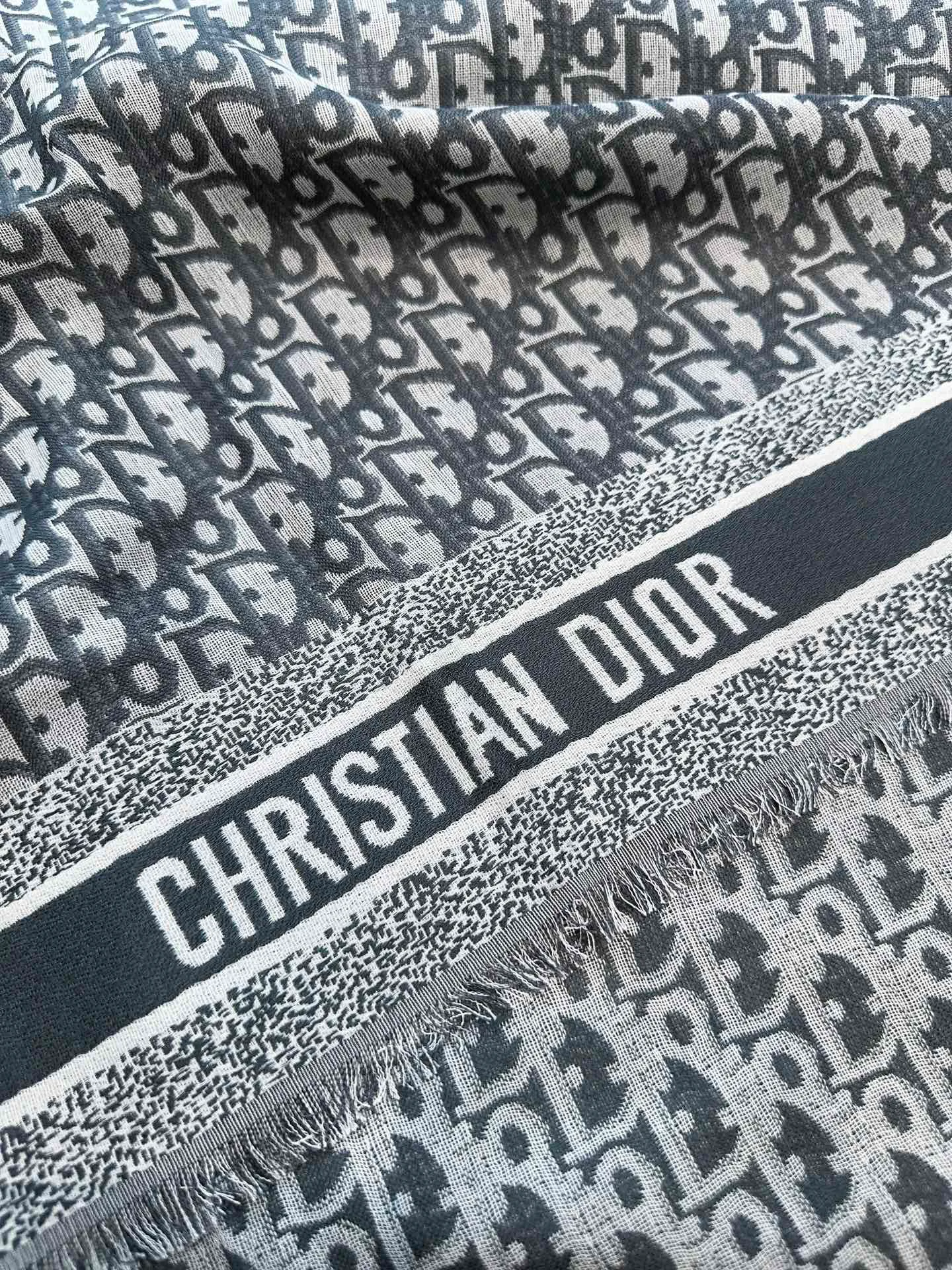 Шарфы Christian Dior 17874834