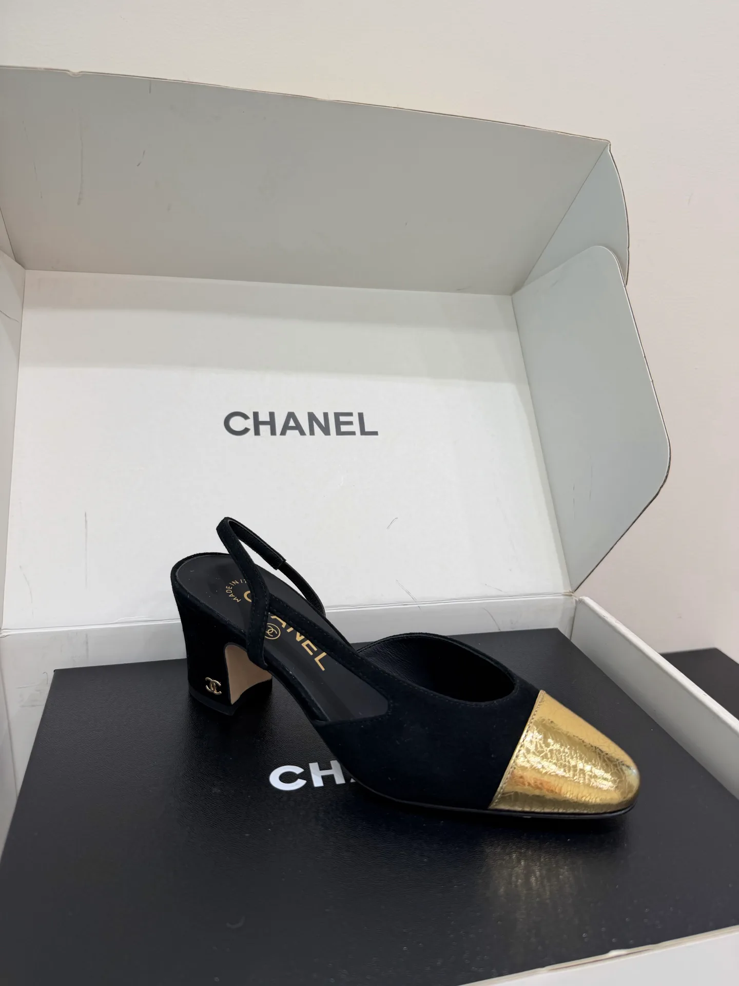 Босоножки Женские Chanel 18080085