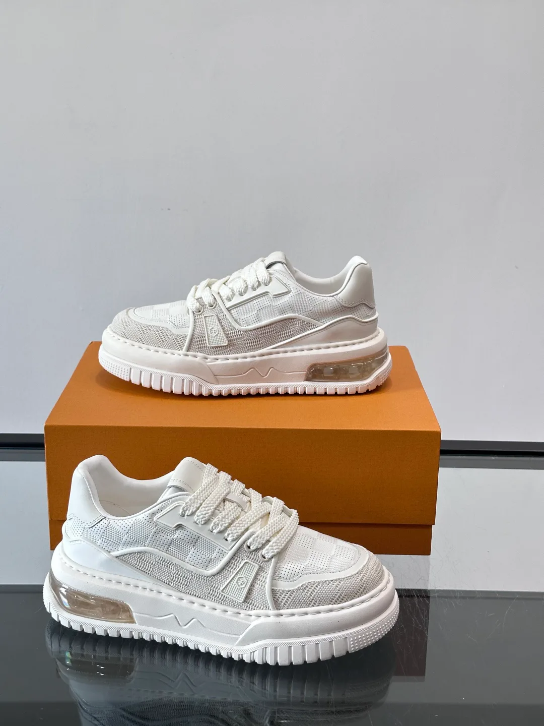 Кроссовки Мужские Louis Vuitton 13453001