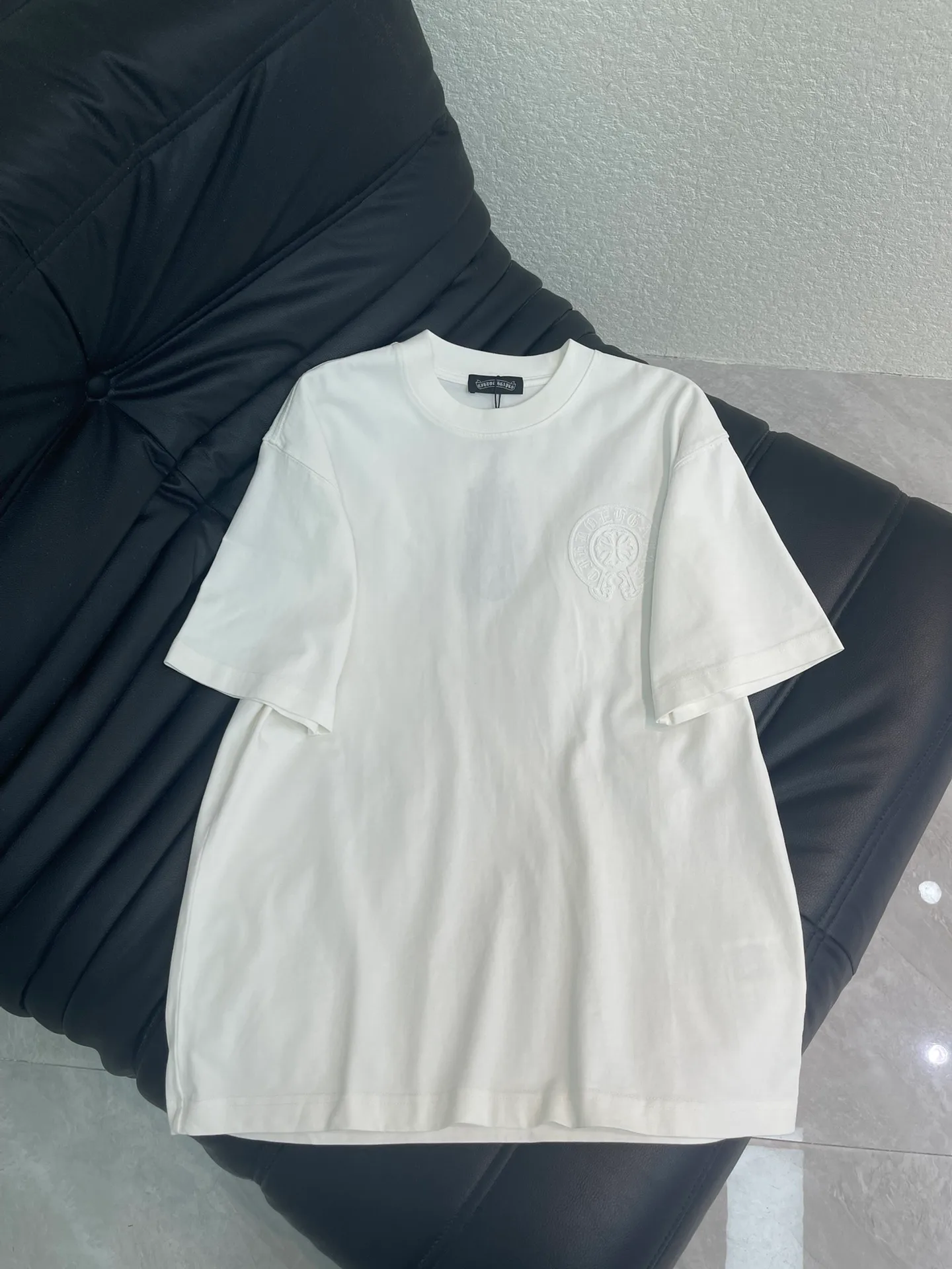 Футболки Женские Chrome Hearts 10537791
