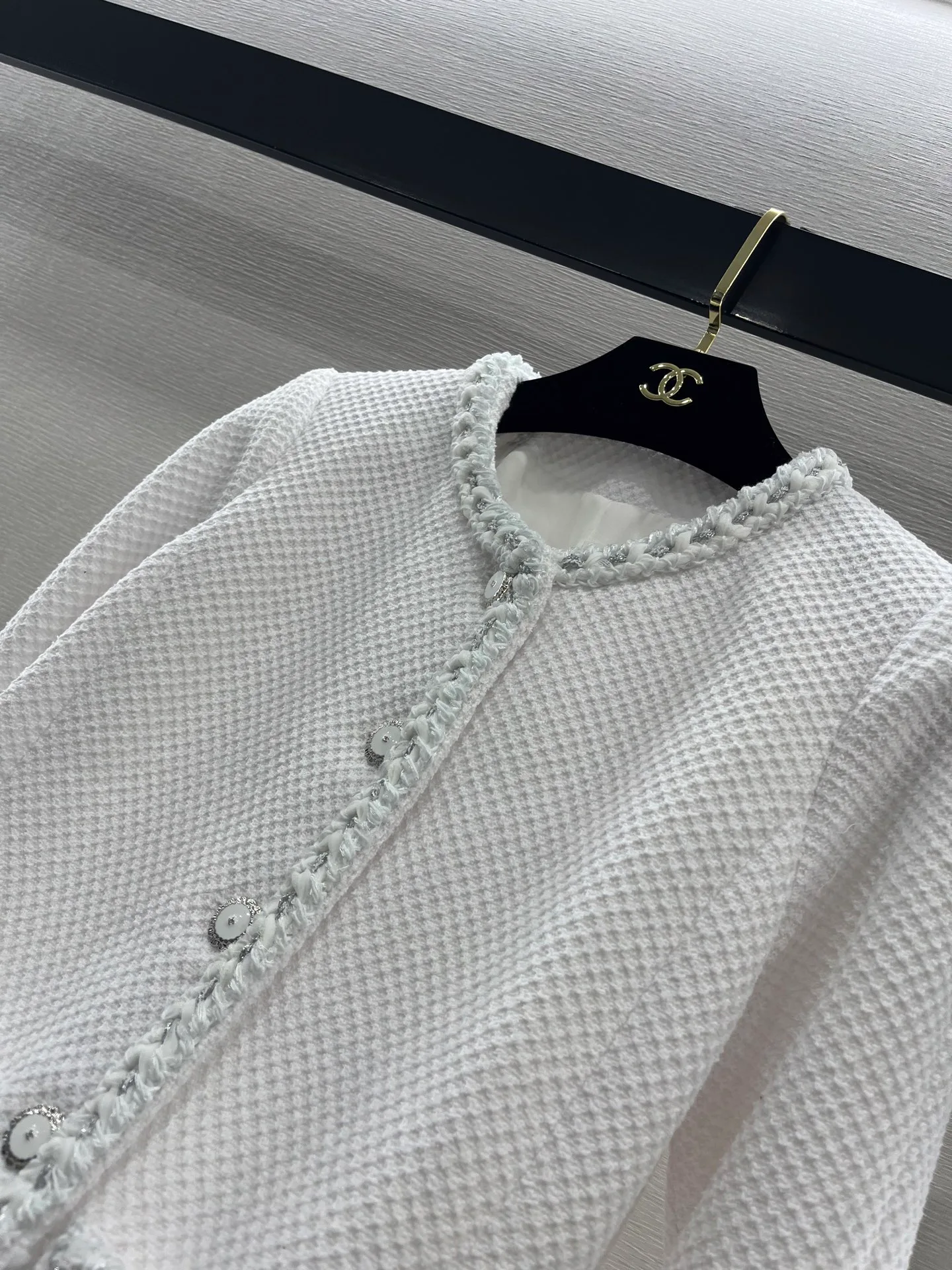 Куртки И Пуховики Женские Chanel 1137378