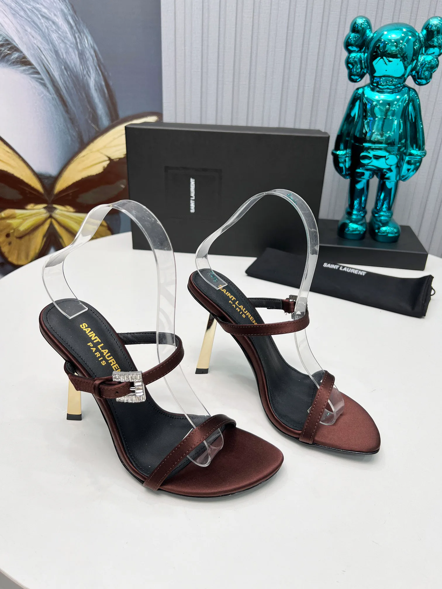 Босоножки Женские Saint Laurent 7184895