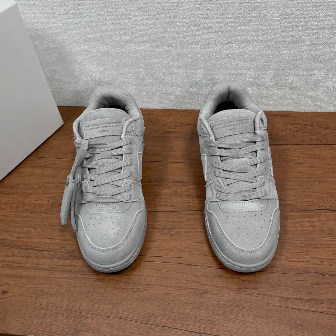 Кроссовки Женские Off-White 18099908