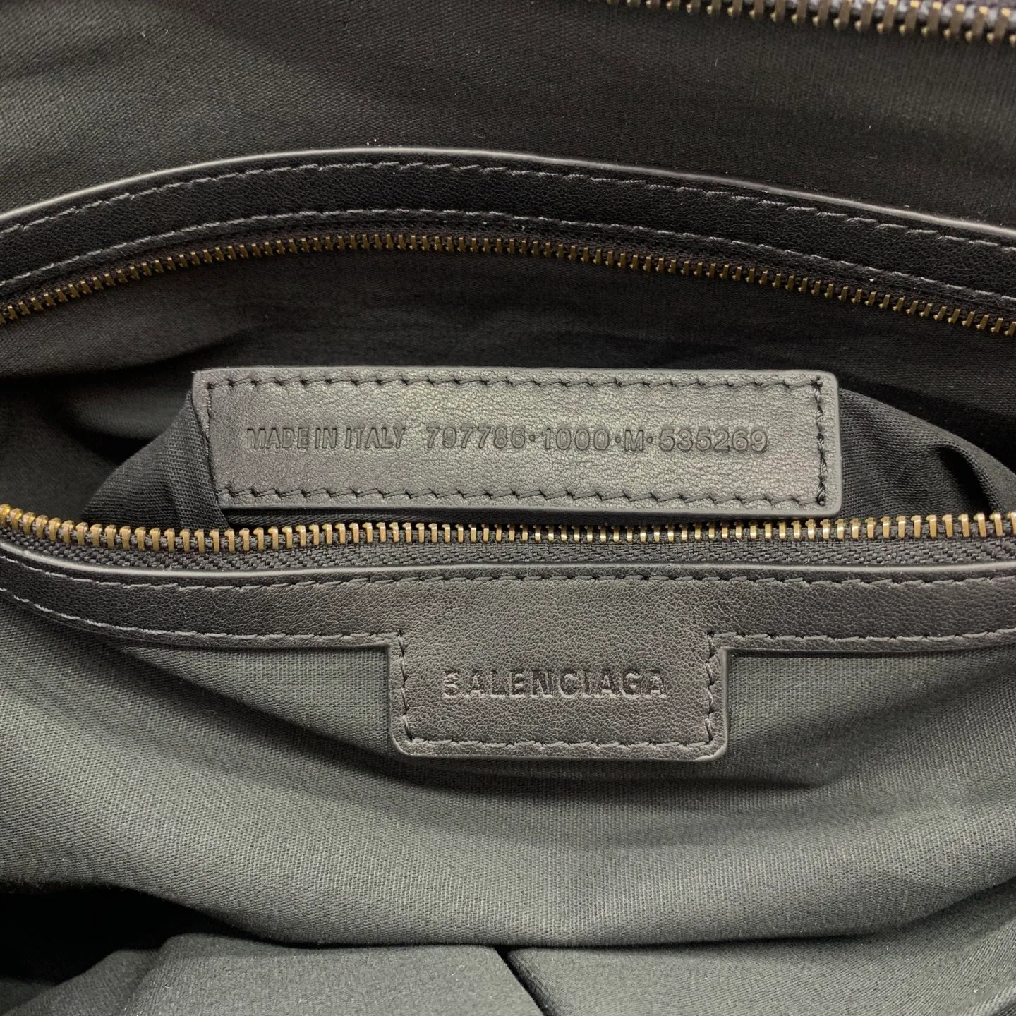 Классические Сумки Женские Balenciaga 18135896