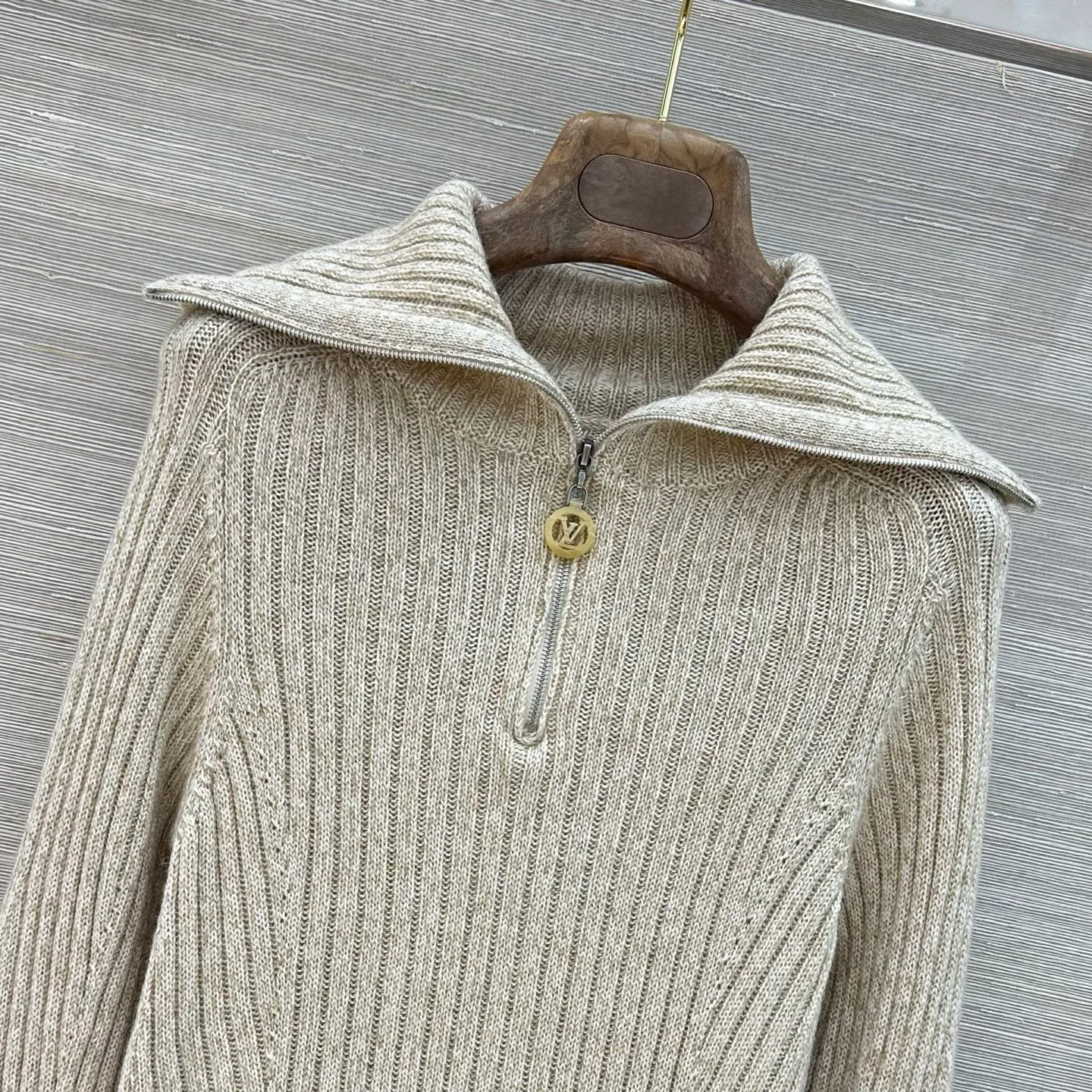 Джемперы И Свитеры Женские Louis Vuitton 18774629
