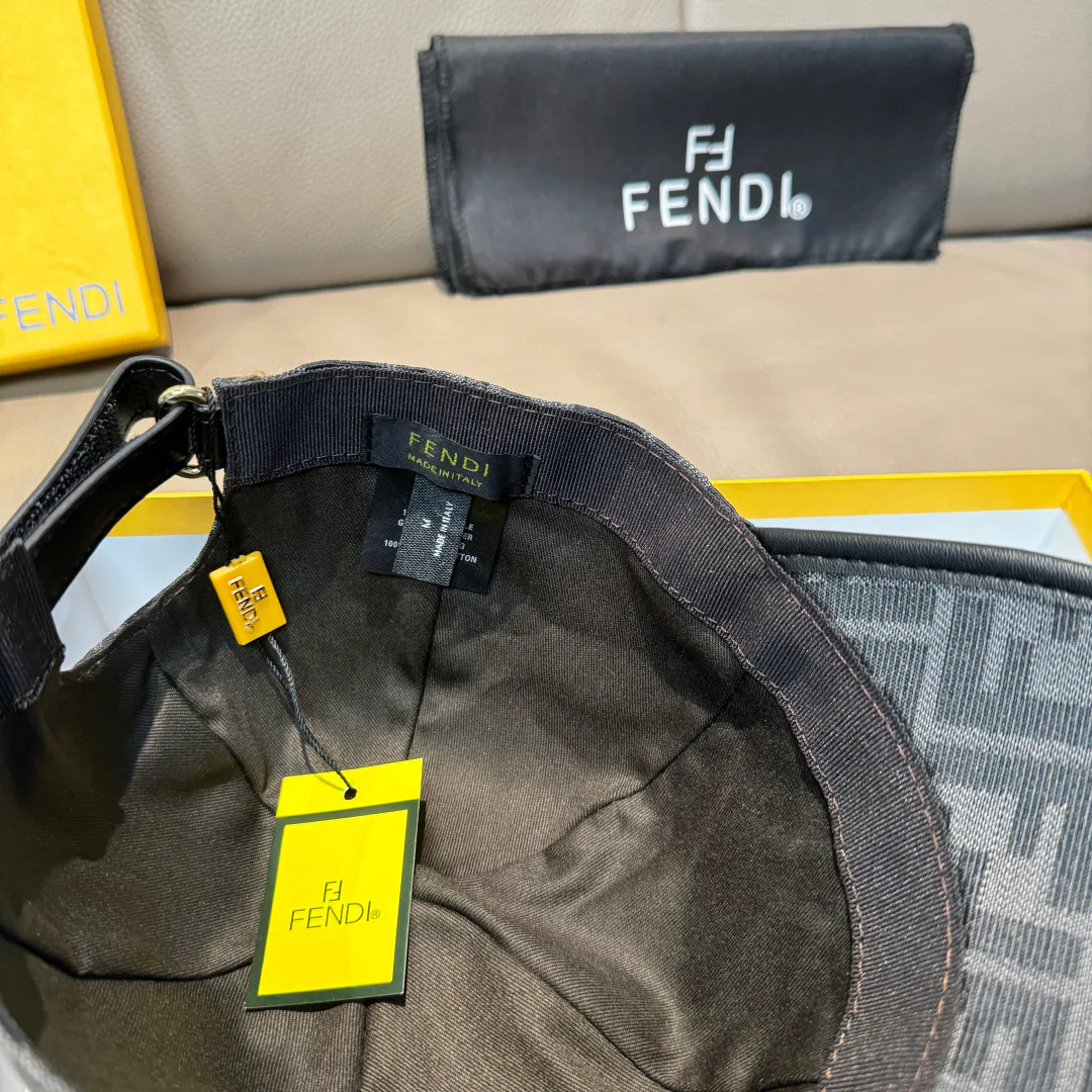 Головные Уборы Fendi 4549976