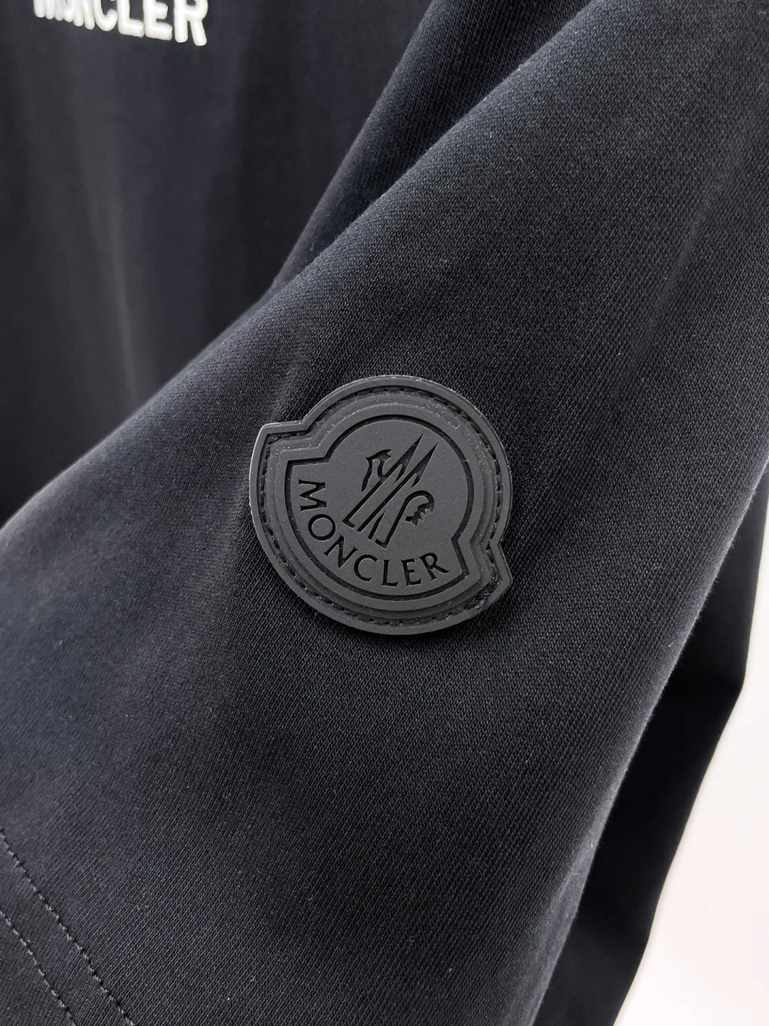 Футболки Женские Moncler 13230439