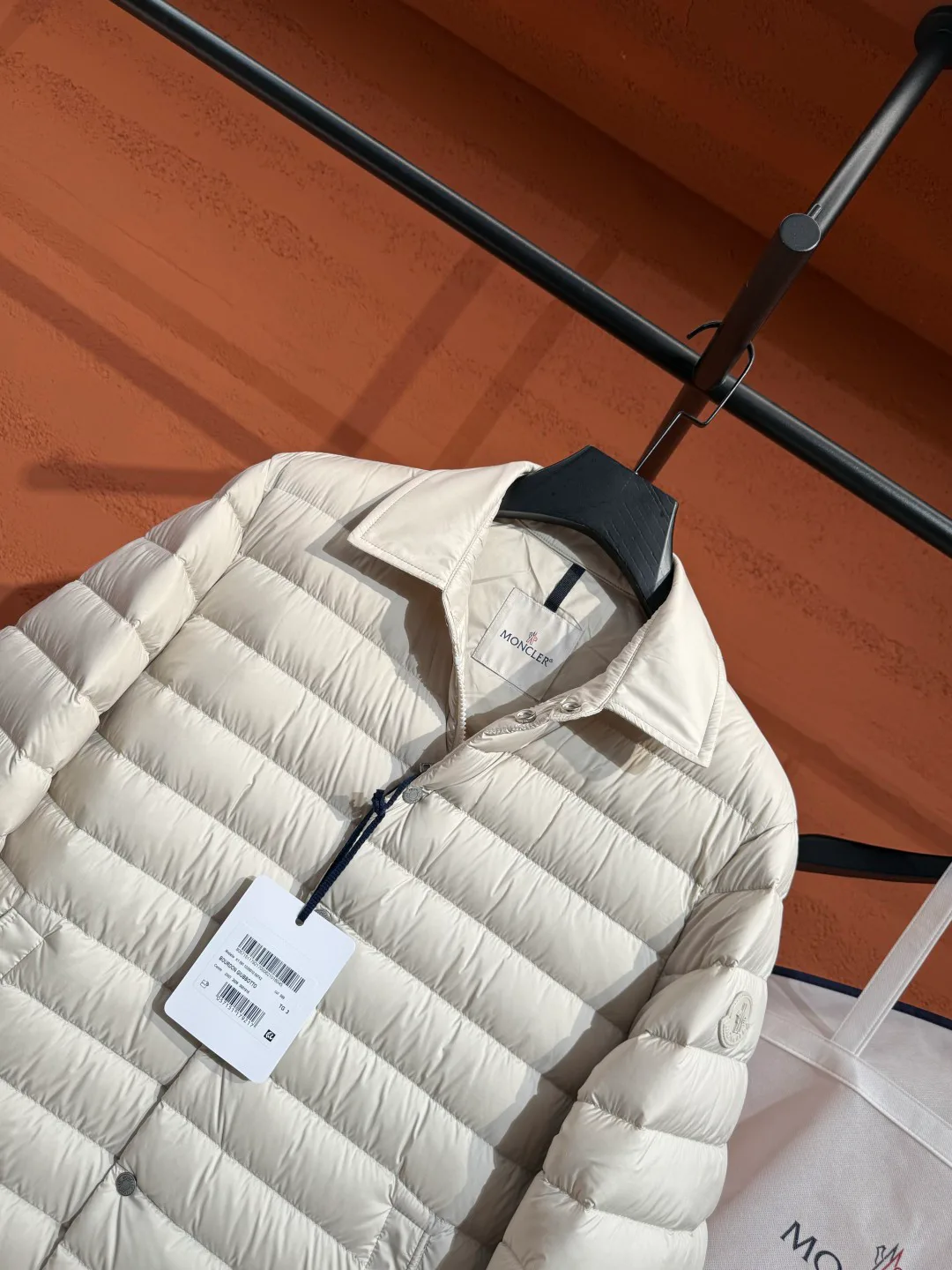 Куртки И Пуховики Женские Moncler 18779851