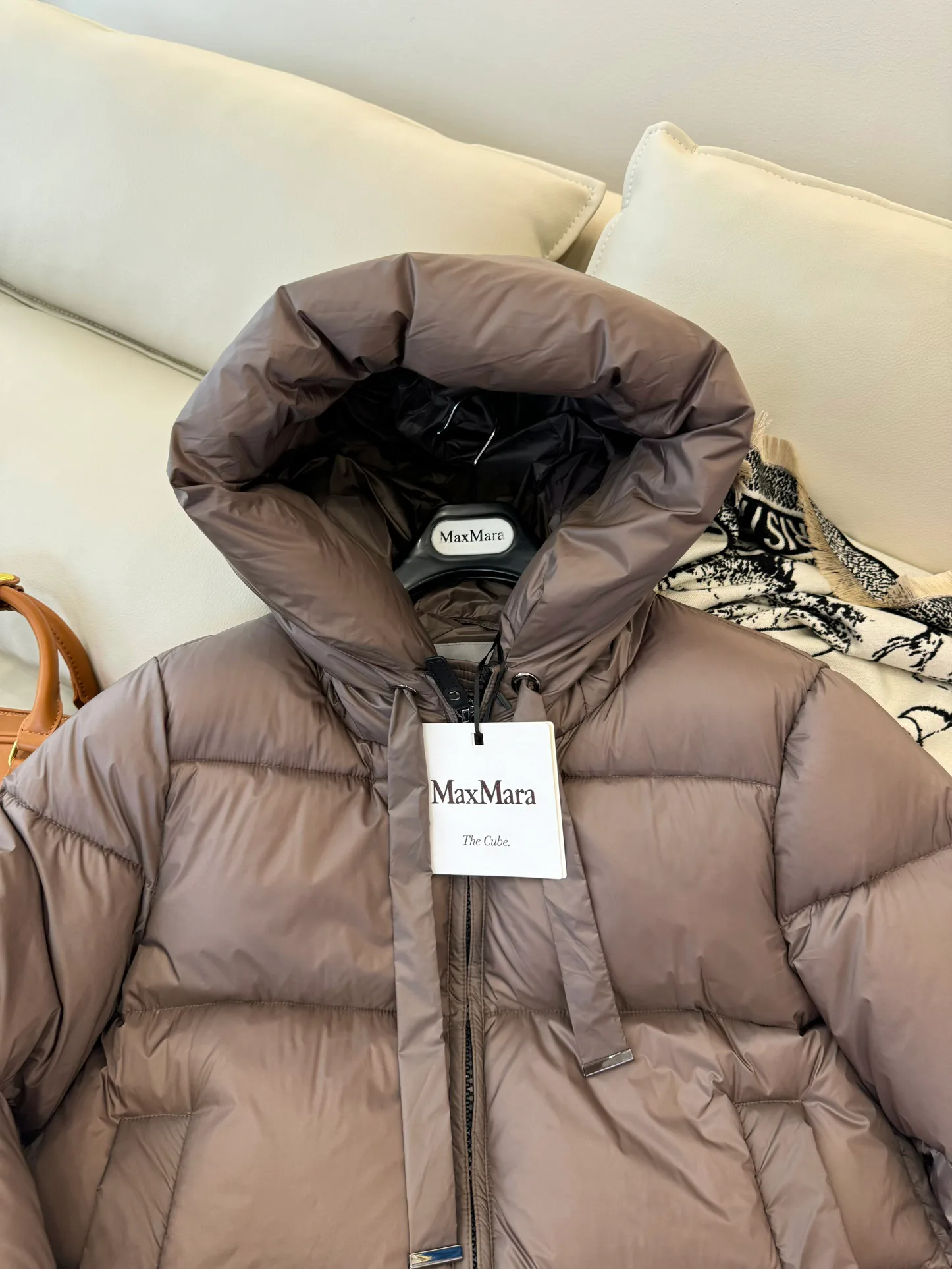 Куртки И Пуховики Женские Max Mara 18043391