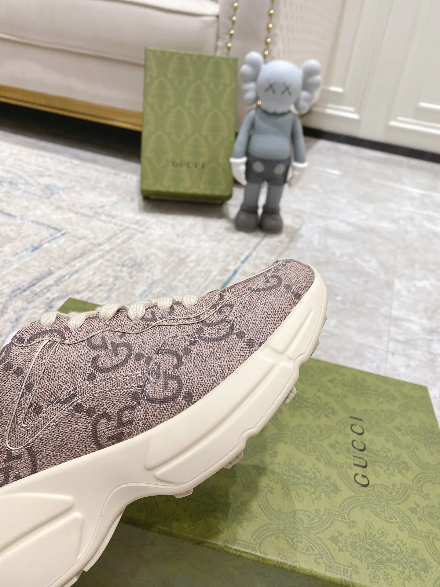 Кроссовки Женские Gucci 375812