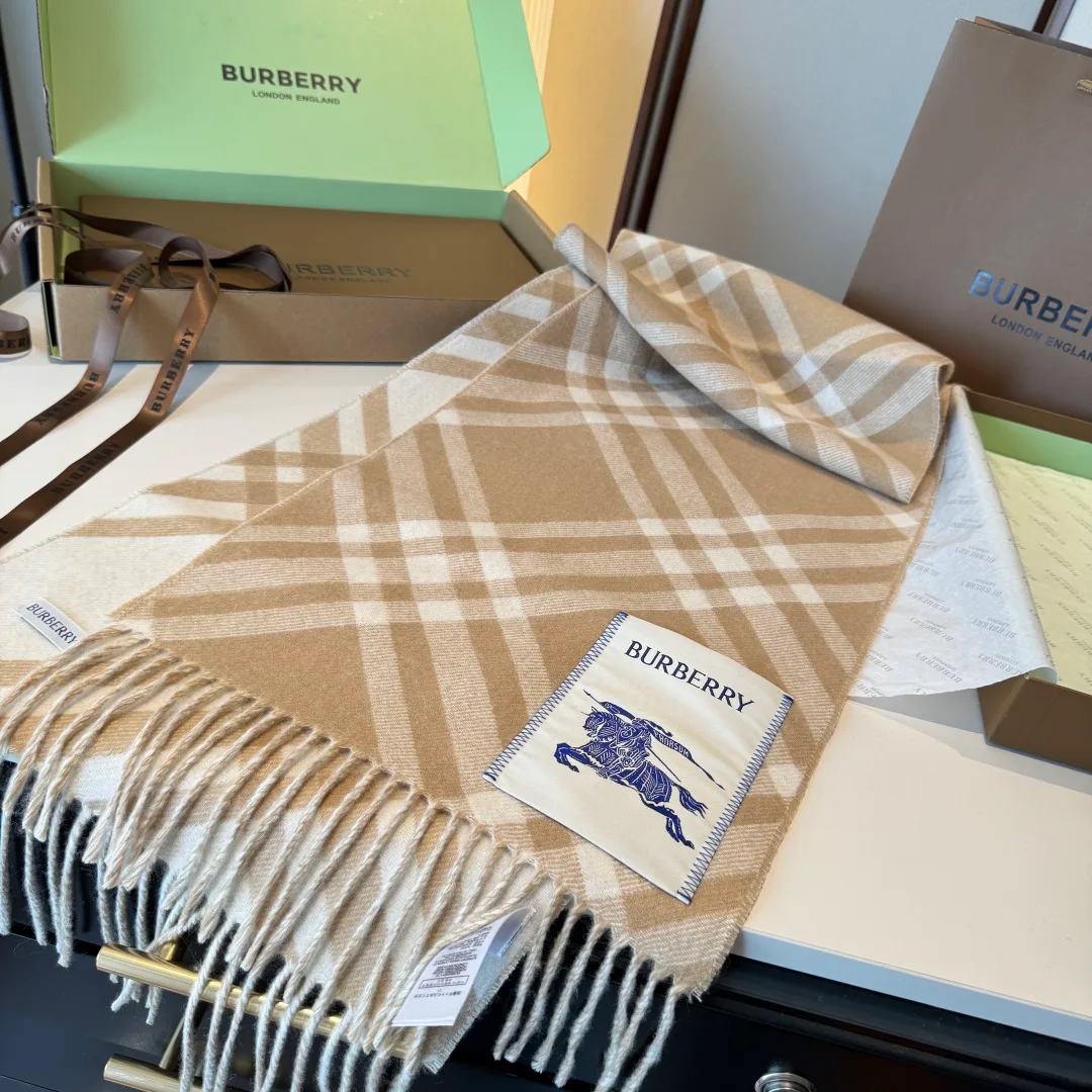 Шарфы Burberry 124005