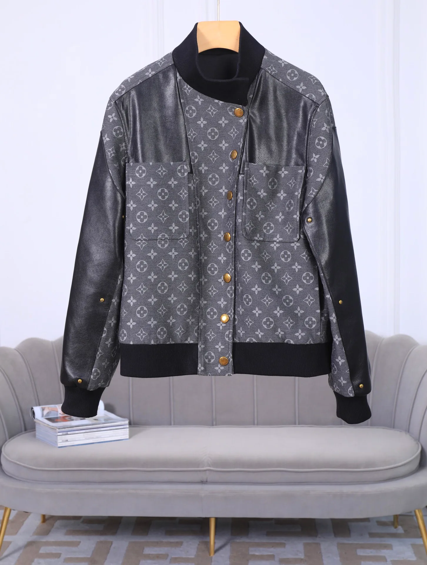 Куртки Женские Louis Vuitton 580669