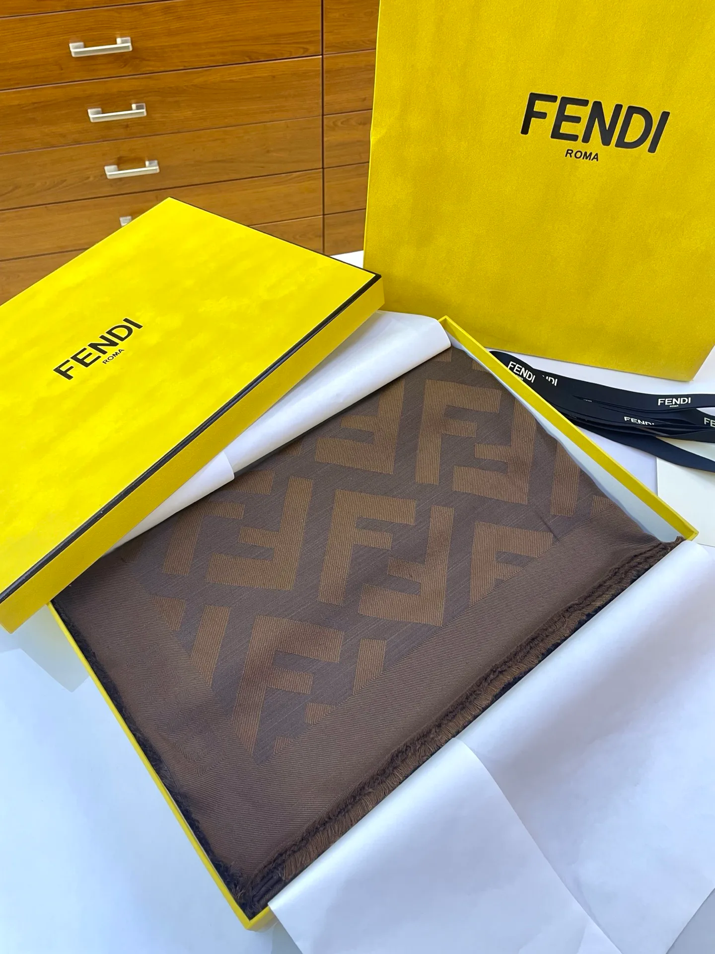 Шарфы Fendi 1981507
