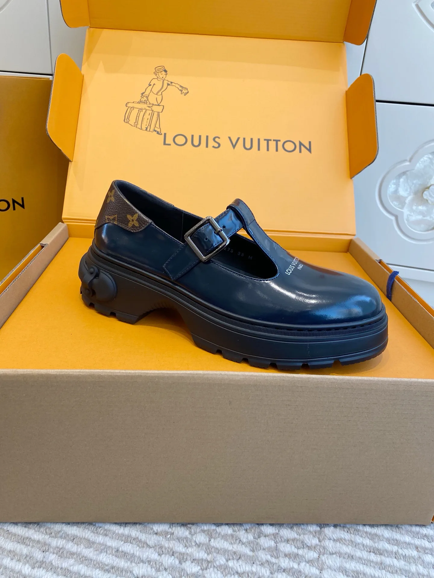 Лоферы И Мокасины Женские Louis Vuitton 1717000