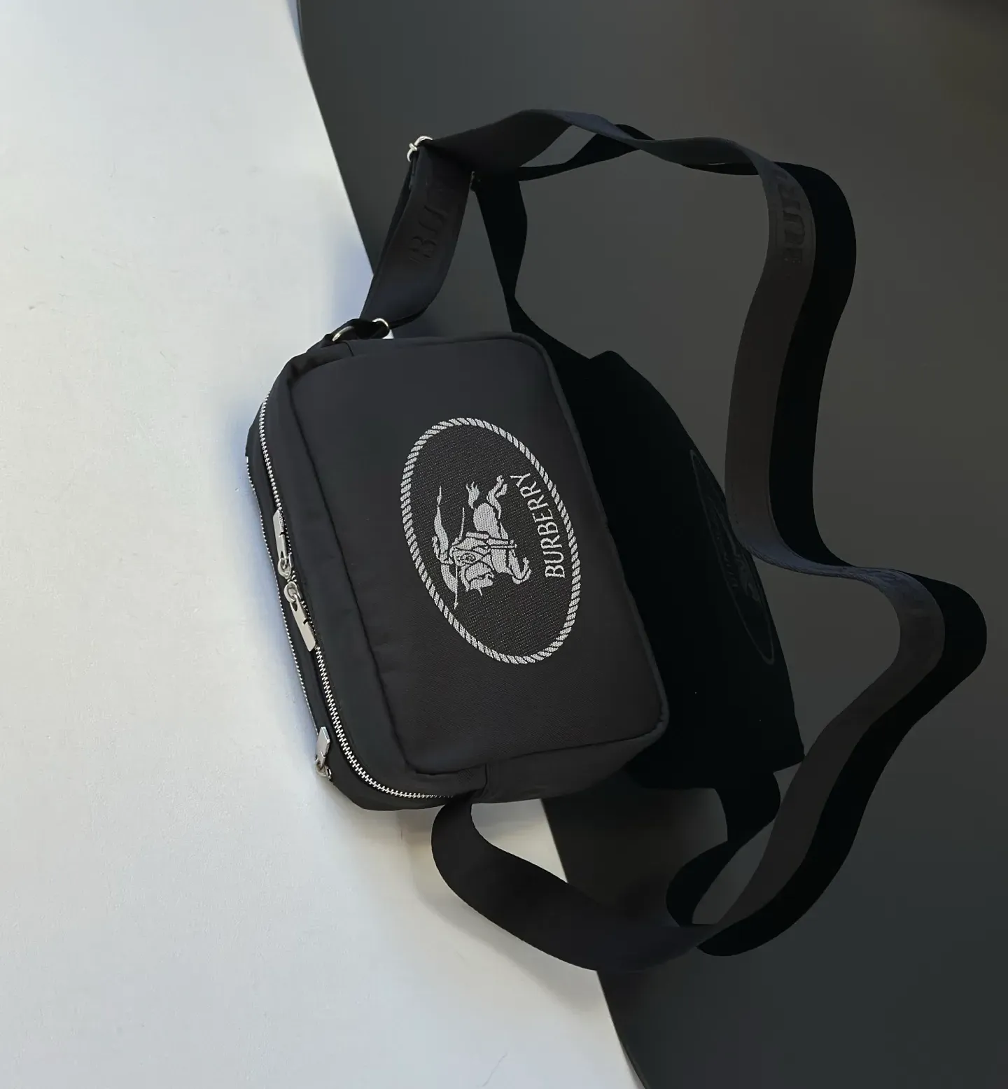 Сумки На Ремне Женские Burberry 5048415