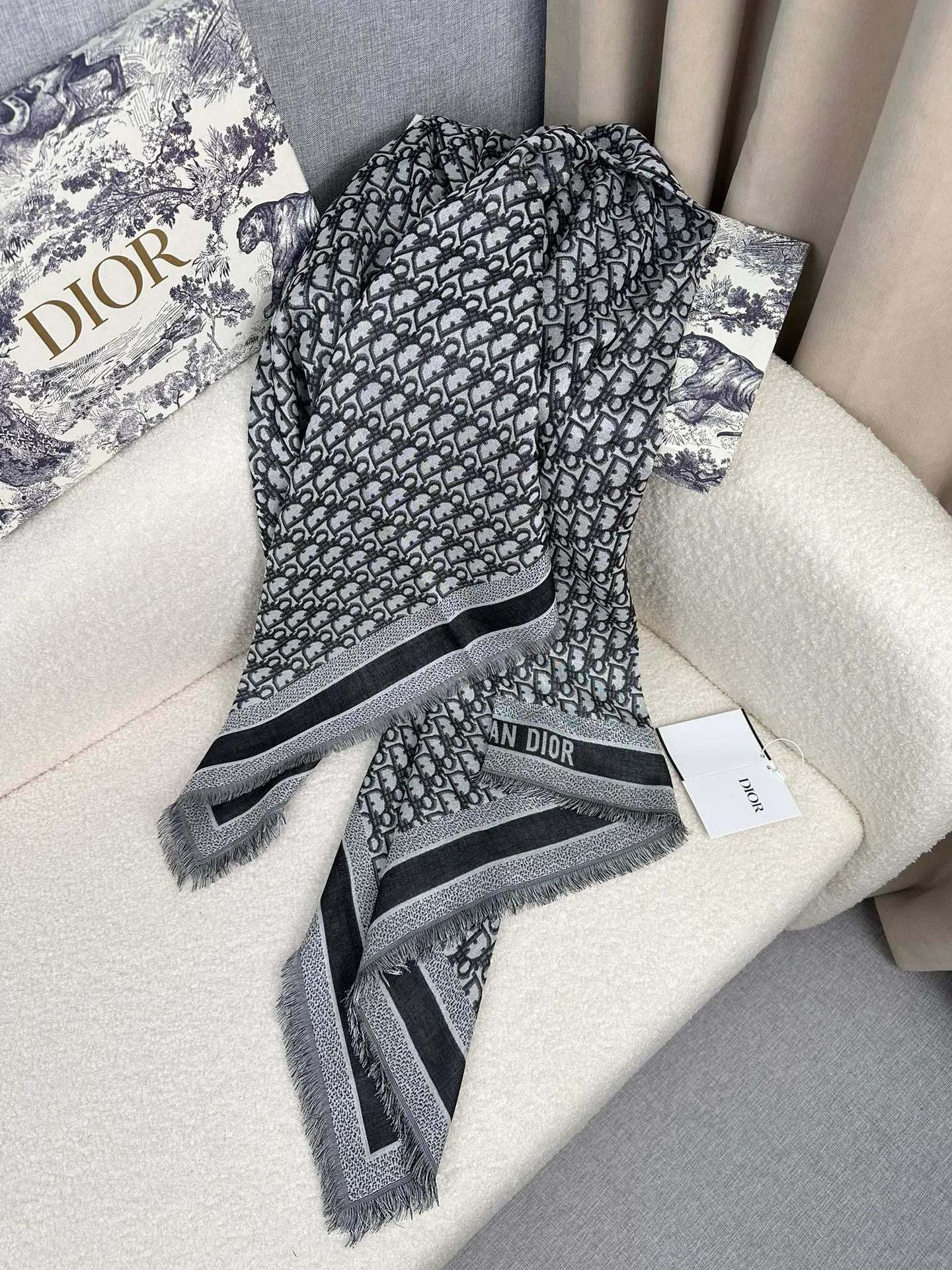 Платки Christian Dior 966301